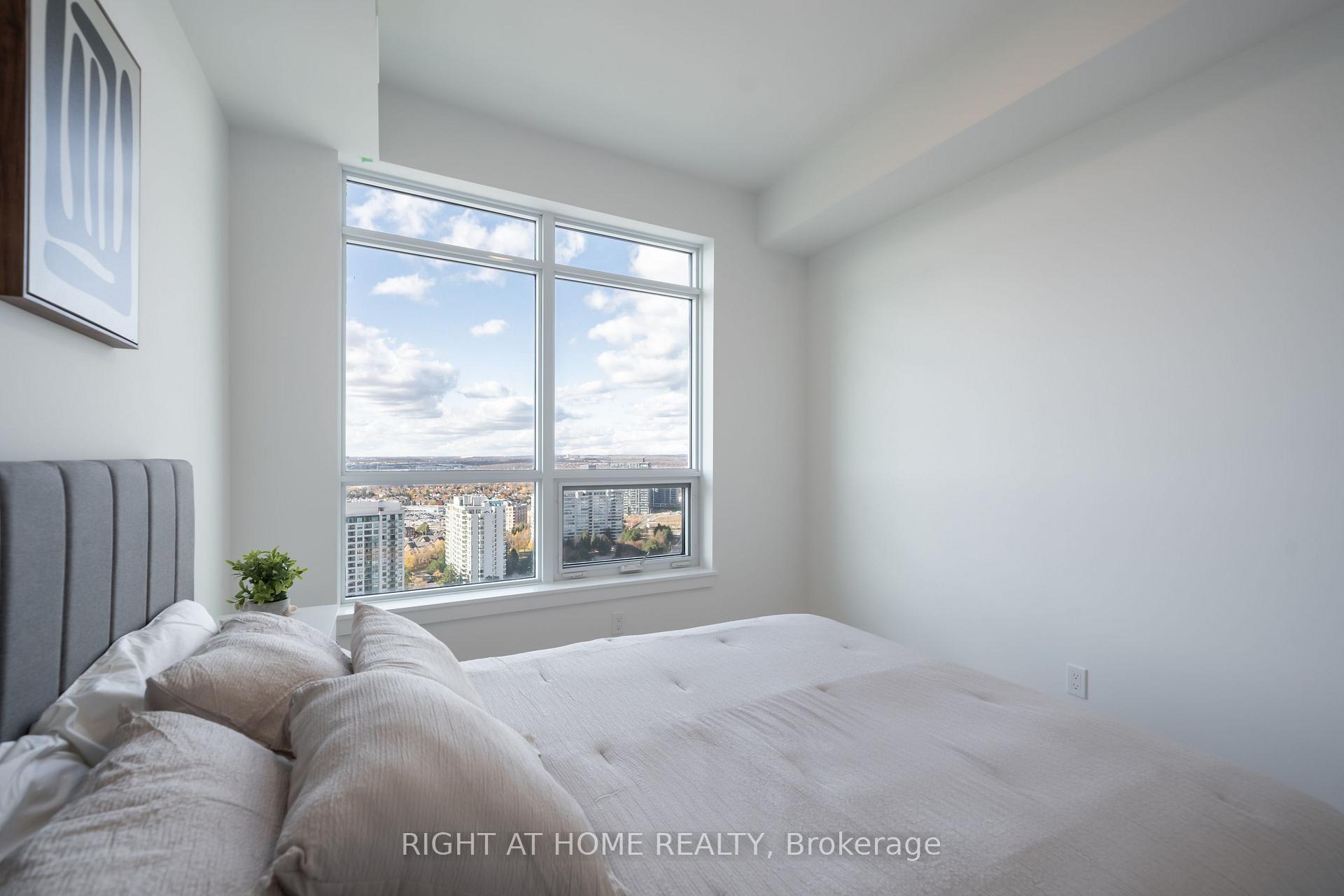 Photo 17 of Unit 2406, 50 Upper Mall Way, Vaughan, Brownridge — HOMEH