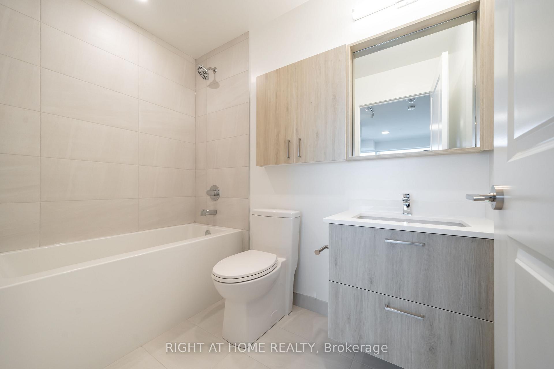 Photo 20 of Unit 2406, 50 Upper Mall Way, Vaughan, Brownridge — HOMEH