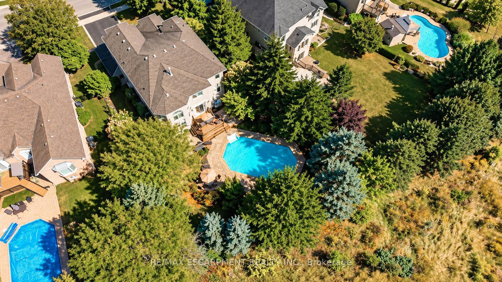 Photo 53 of 74 Davidson Boulevard, Hamilton, Dundas — HOMEH