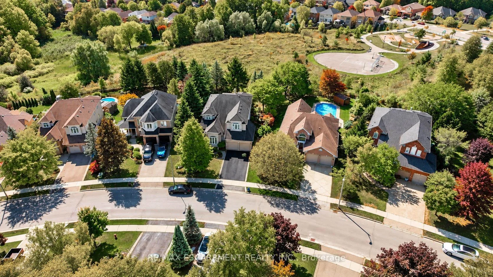 Photo 55 of 74 Davidson Boulevard, Hamilton, Dundas — HOMEH