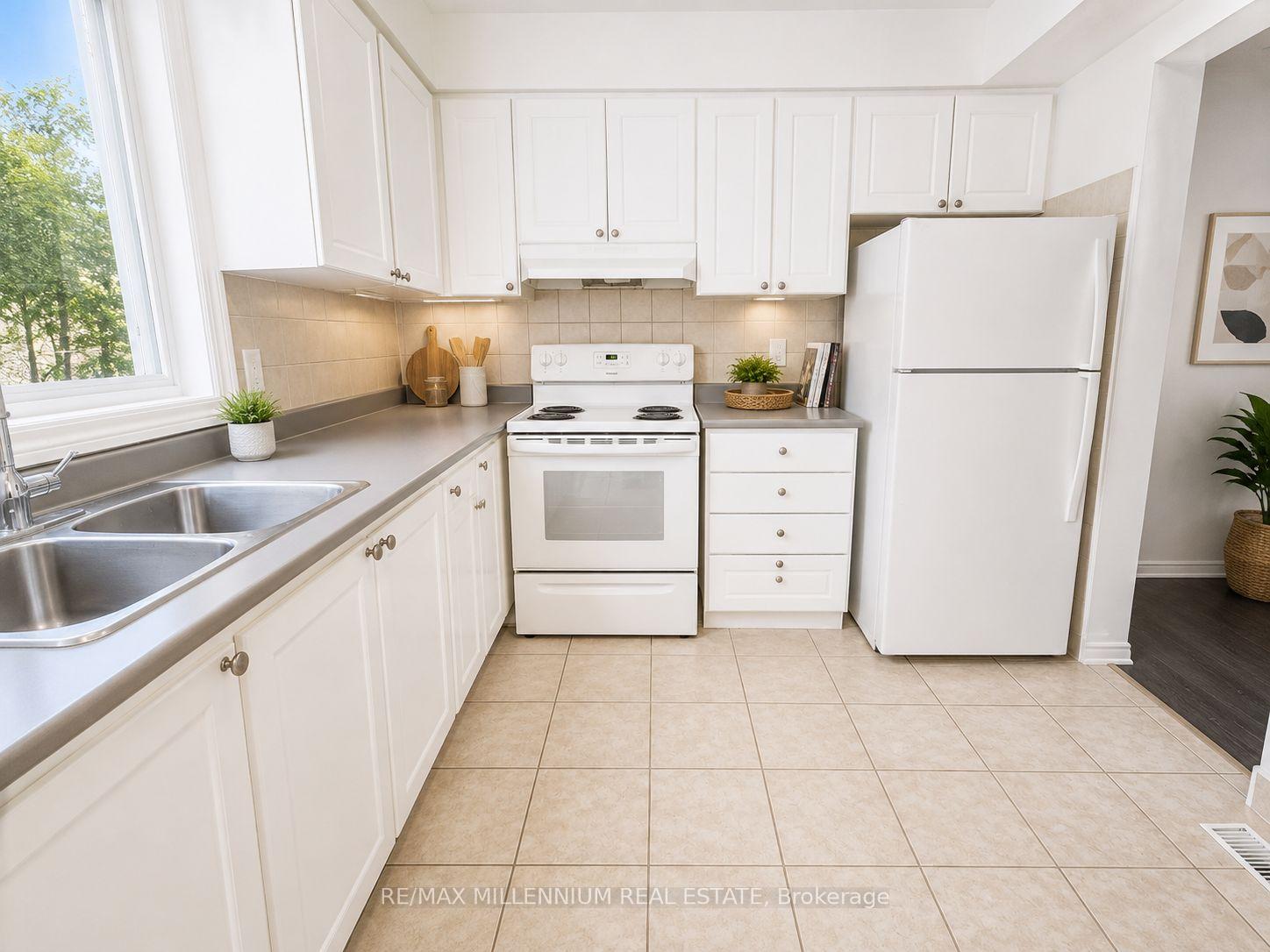 Photo 1 of Unit 21, 414 Stone Road, Guelph, Clairfields/Hanlon Business Park — HOMEH