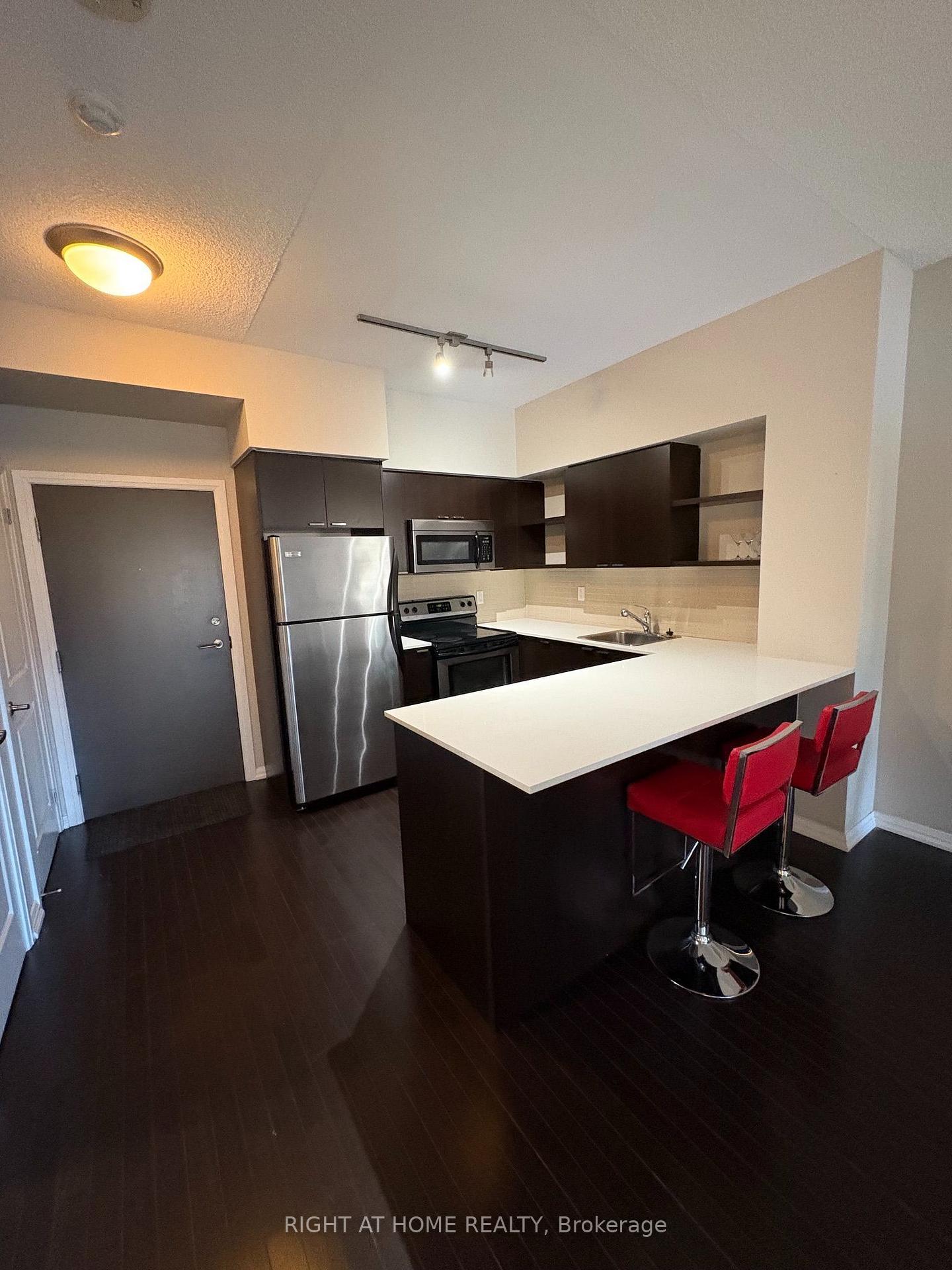 Photo 3 of Unit 404, 35 Hayden Street, Toronto, Church-Yonge Corridor — HOMEH