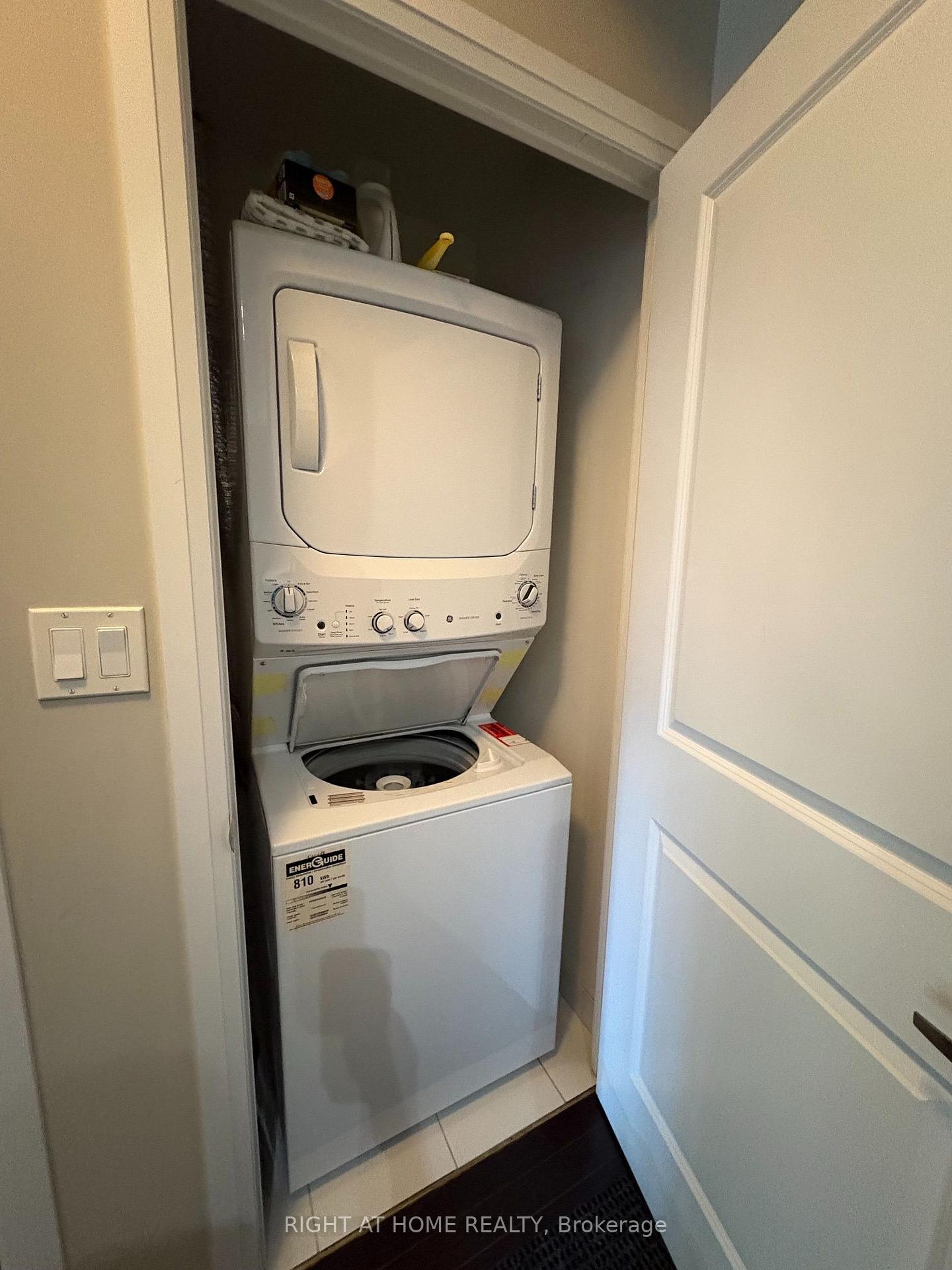 Photo 6 of Unit 404, 35 Hayden Street, Toronto, Church-Yonge Corridor — HOMEH