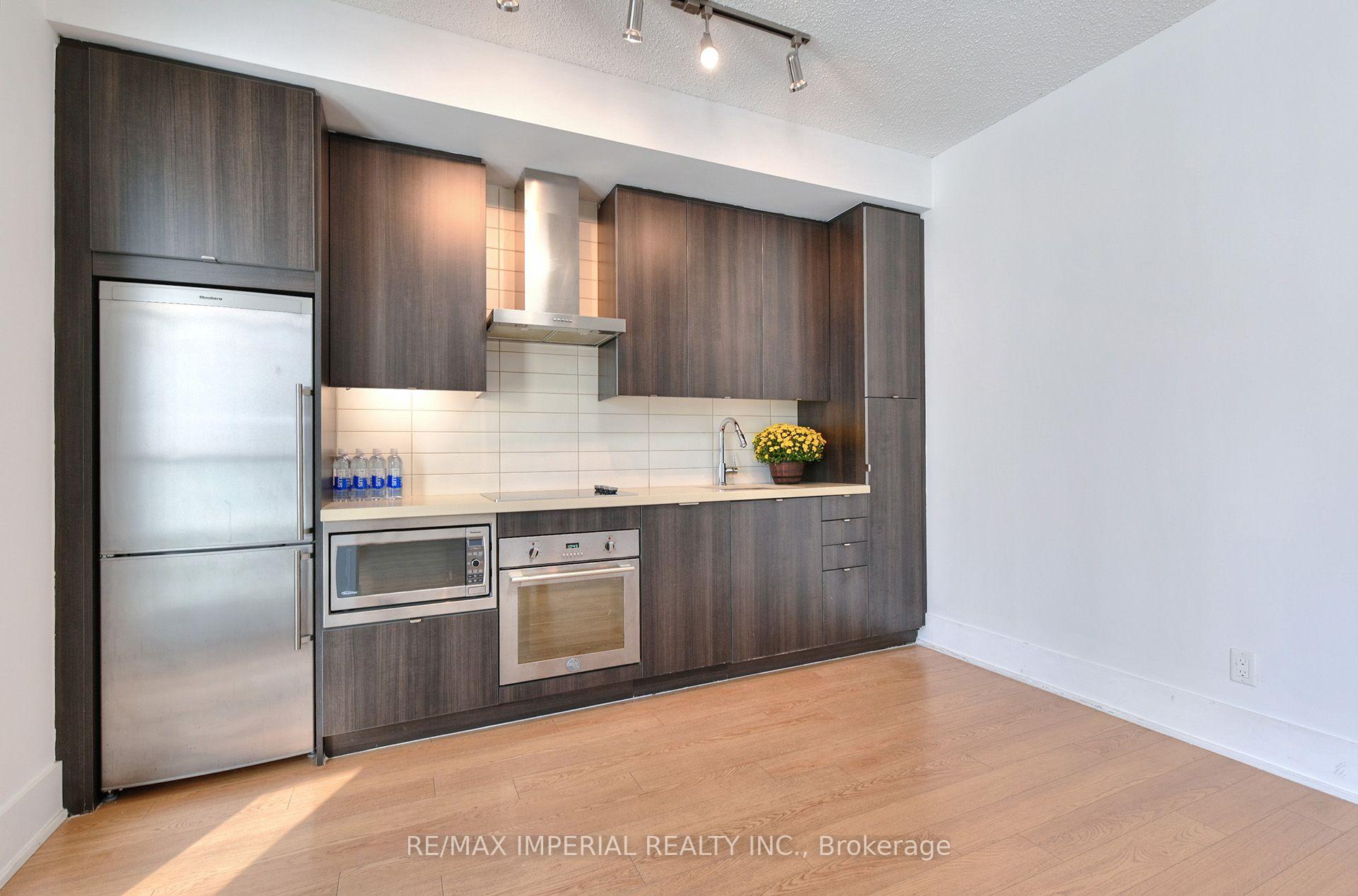 Photo 3 of Unit 1605, 300 Front Street W, Toronto, Waterfront Communities — HOMEH
