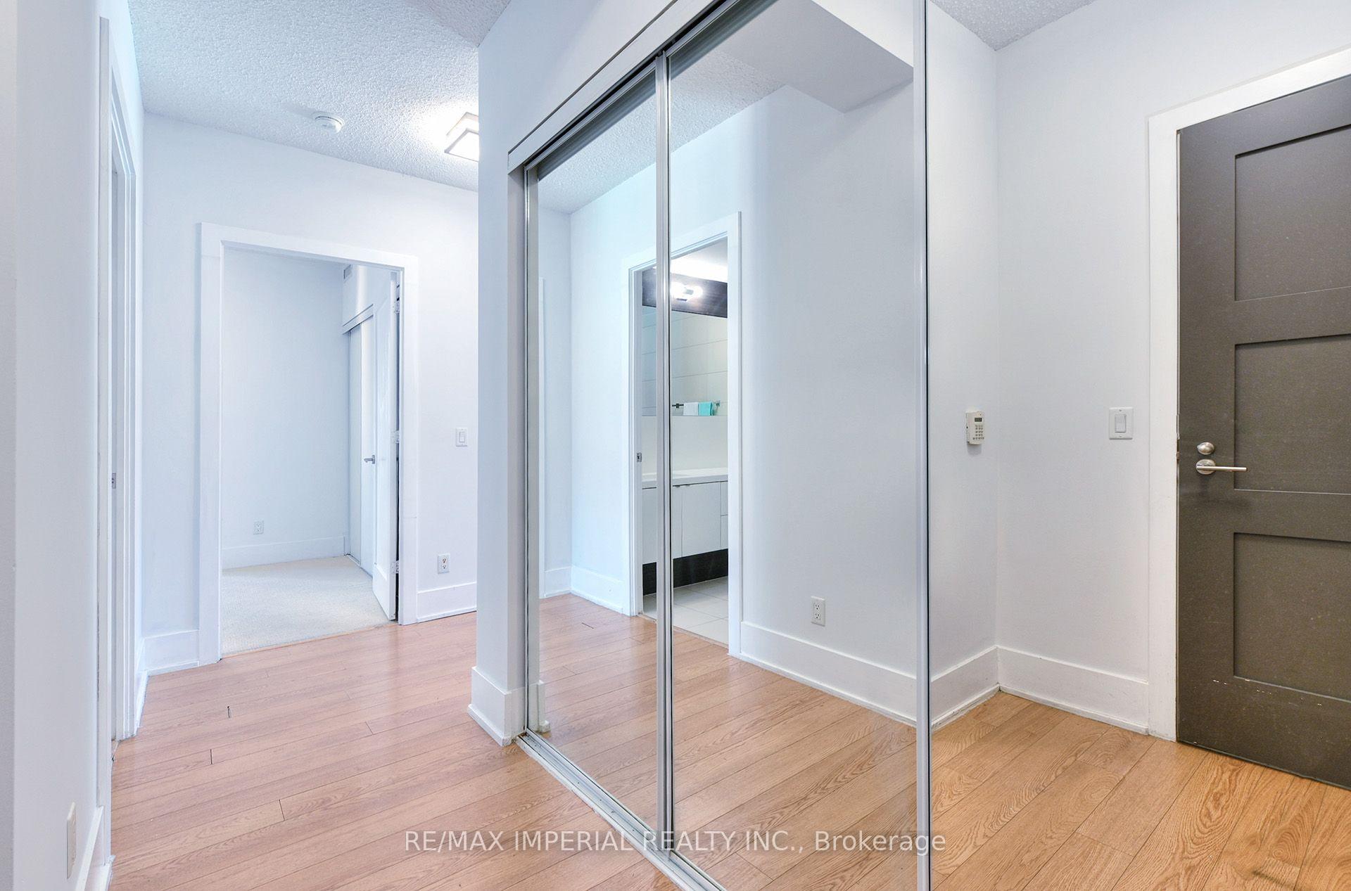 Photo 12 of Unit 1605, 300 Front Street W, Toronto, Waterfront Communities — HOMEH