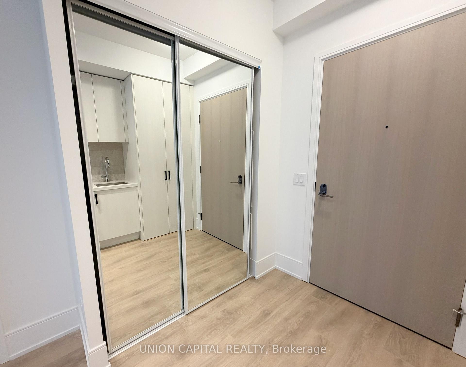 Photo 3 of Unit 305, 2450 Bloor Street, Toronto, Lambton Baby Point — HOMEH