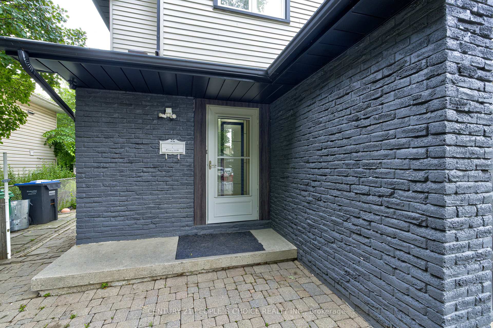 Photo 16 of 27 Reynier Drive, Brampton, Heart Lake East — HOMEH