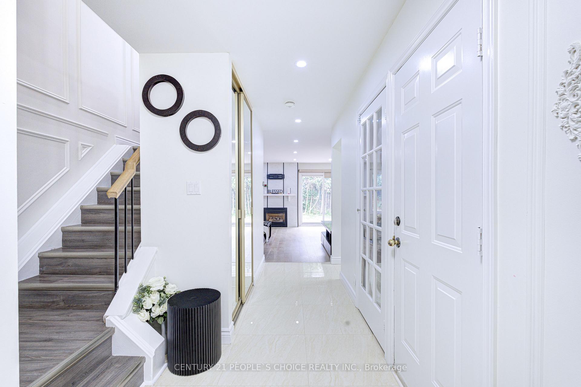 Photo 20 of 27 Reynier Drive, Brampton, Heart Lake East — HOMEH