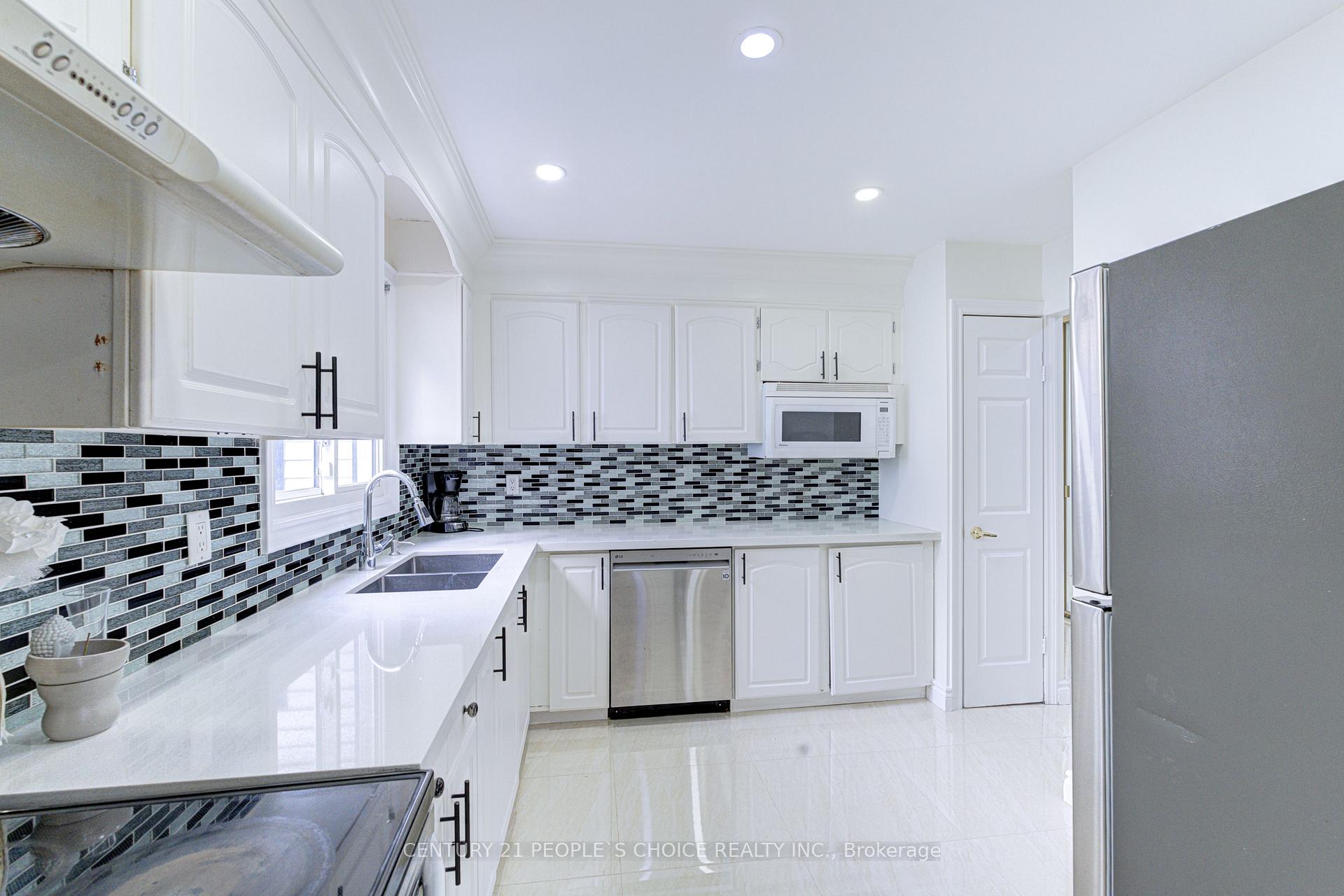 Photo 22 of 27 Reynier Drive, Brampton, Heart Lake East — HOMEH