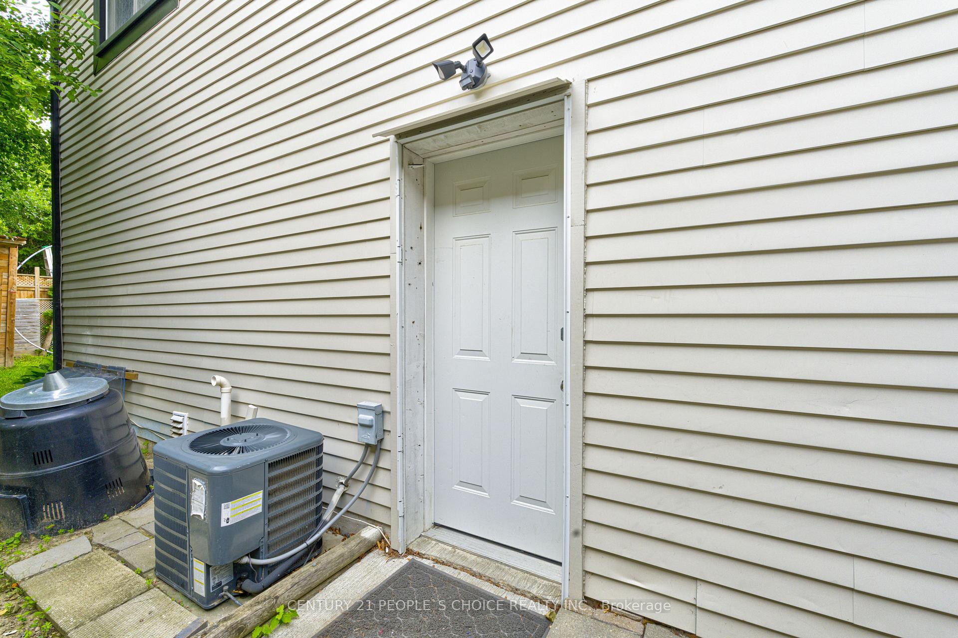 Photo 40 of 27 Reynier Drive, Brampton, Heart Lake East — HOMEH