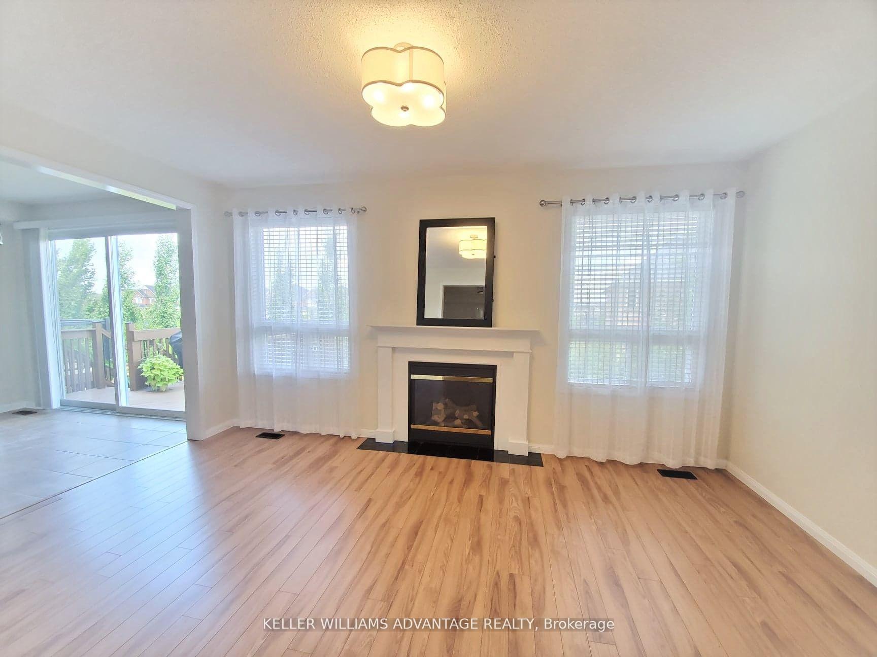 Photo 4 of 3827 Janice Drive, Mississauga, Churchill Meadows — HOMEH