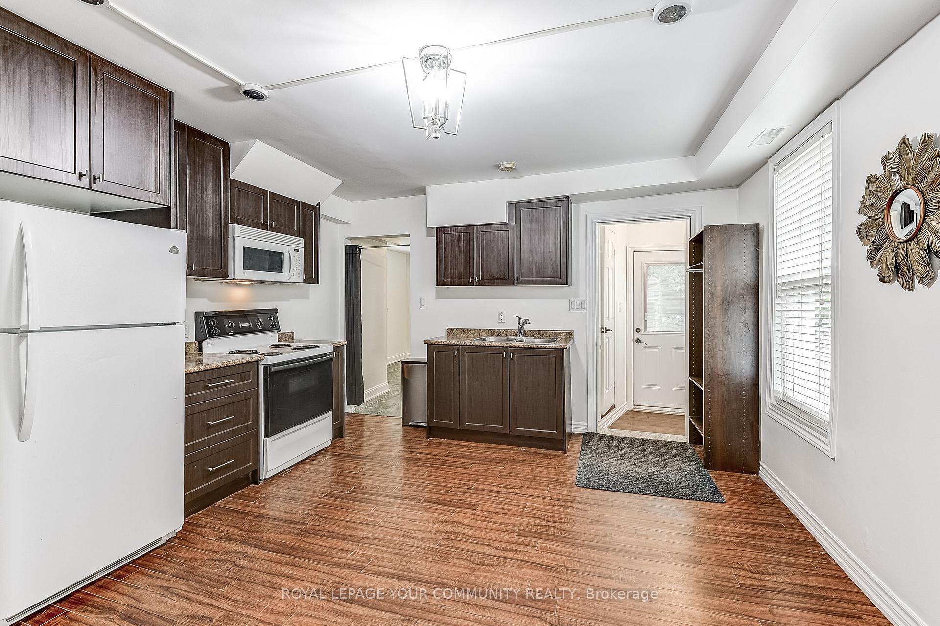 Photo 9 of Unit A, 23-A Washington Street, Markham, Old Markham Village — HOMEH