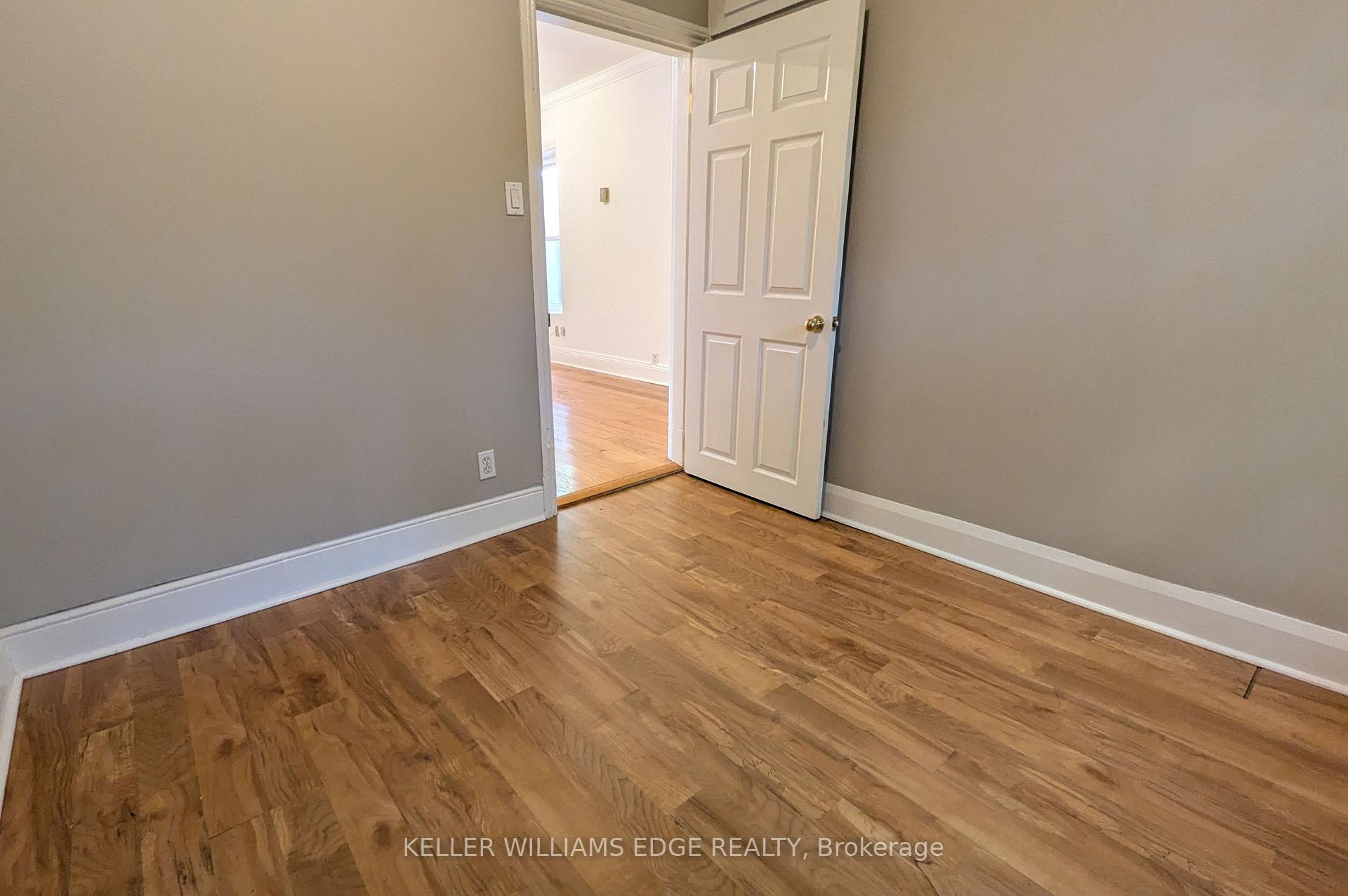 Photo 15 of 12 Nelson Street, Hamilton, Strathcona — HOMEH