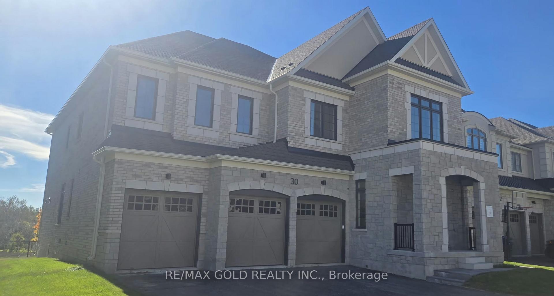 Photo 2 of 30 Mosswood Trail, Brampton, Vales of Castlemore — HOMEH
