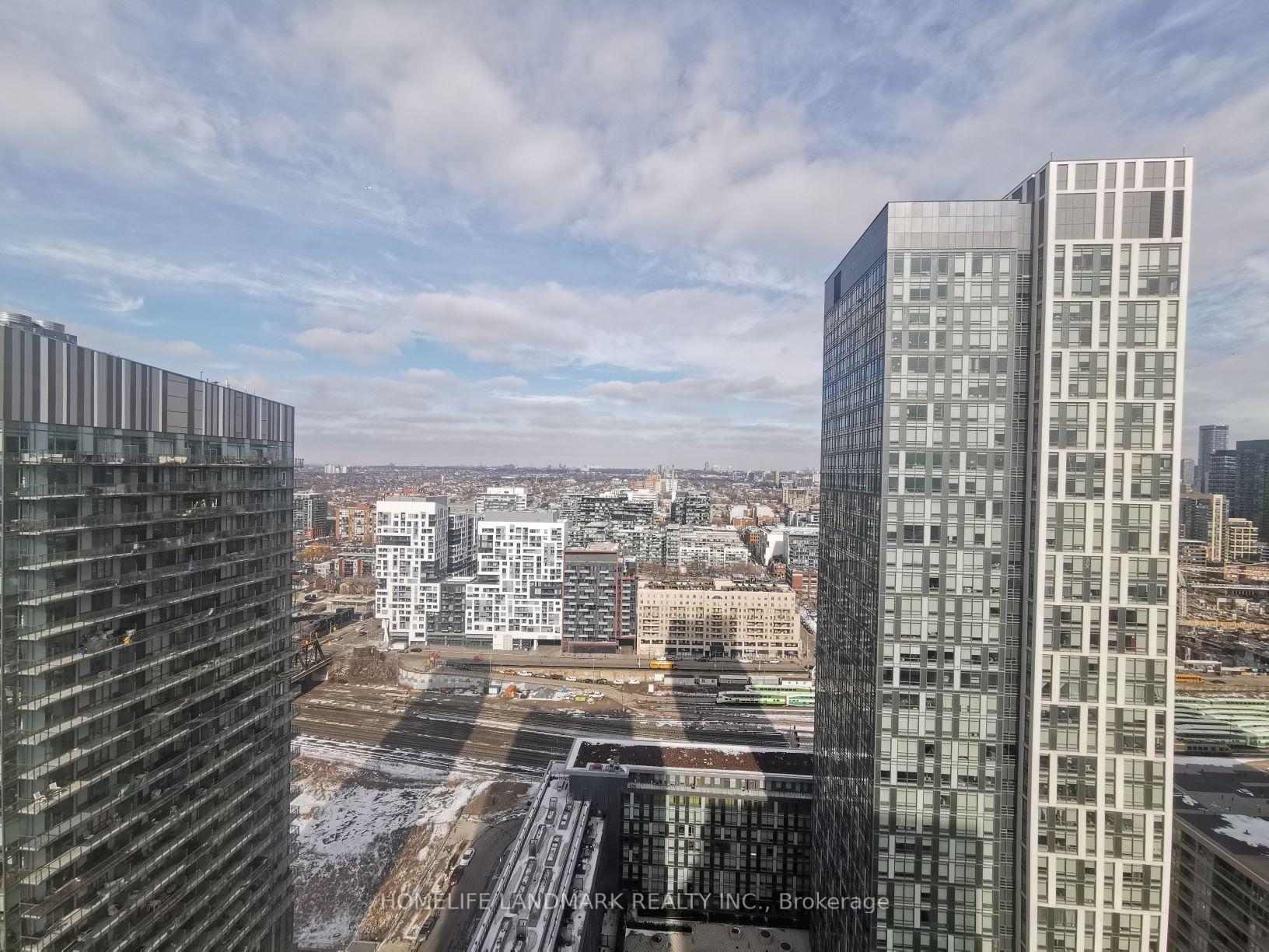 Photo 9 of Unit 3611, 85 Queens Wharf Road, Toronto, Waterfront Communities — HOMEH