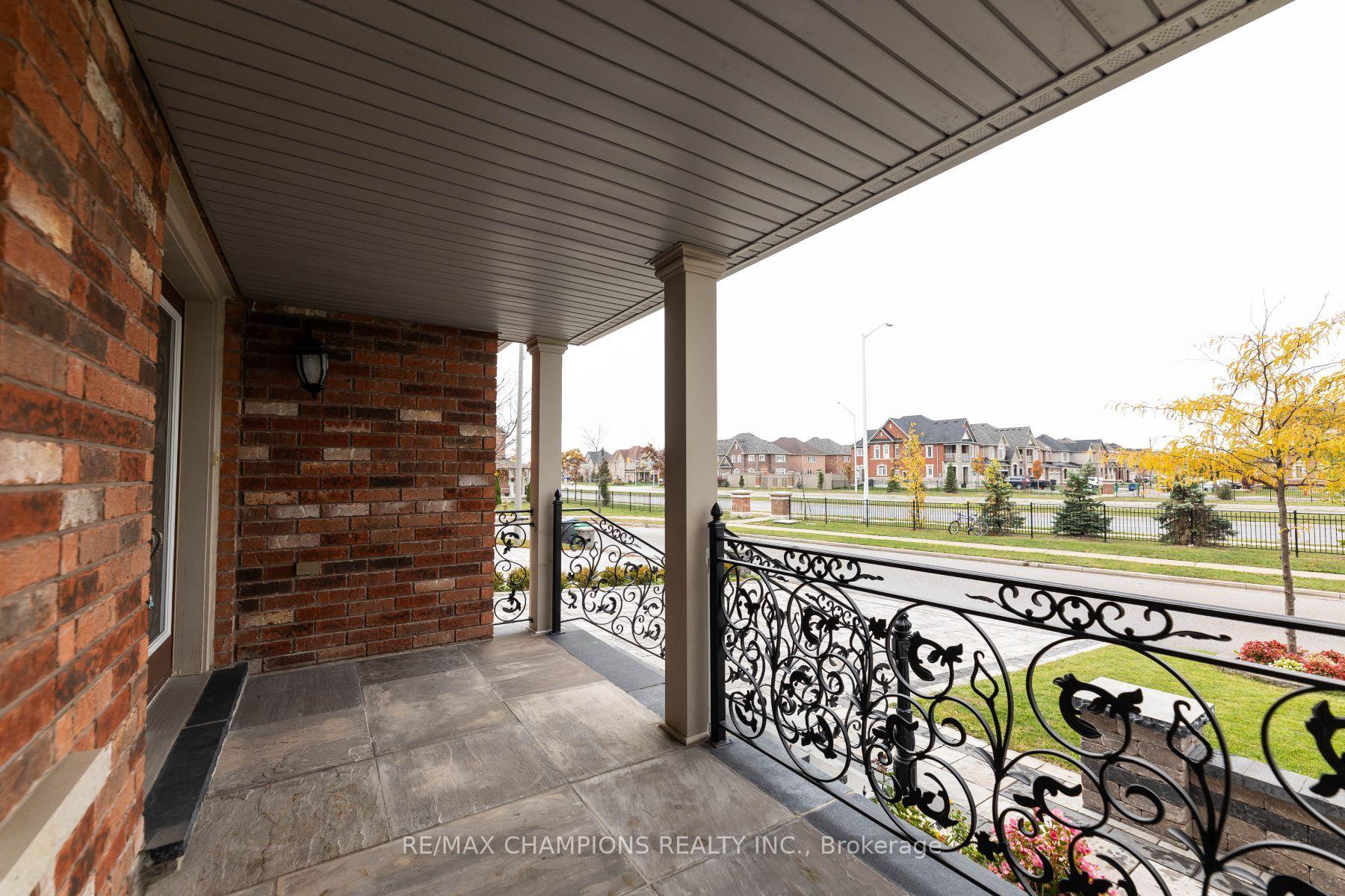 Photo 8 of Unit Upper, 89 Bayhampton Drive, Brampton, Vales of Castlemore — HOMEH