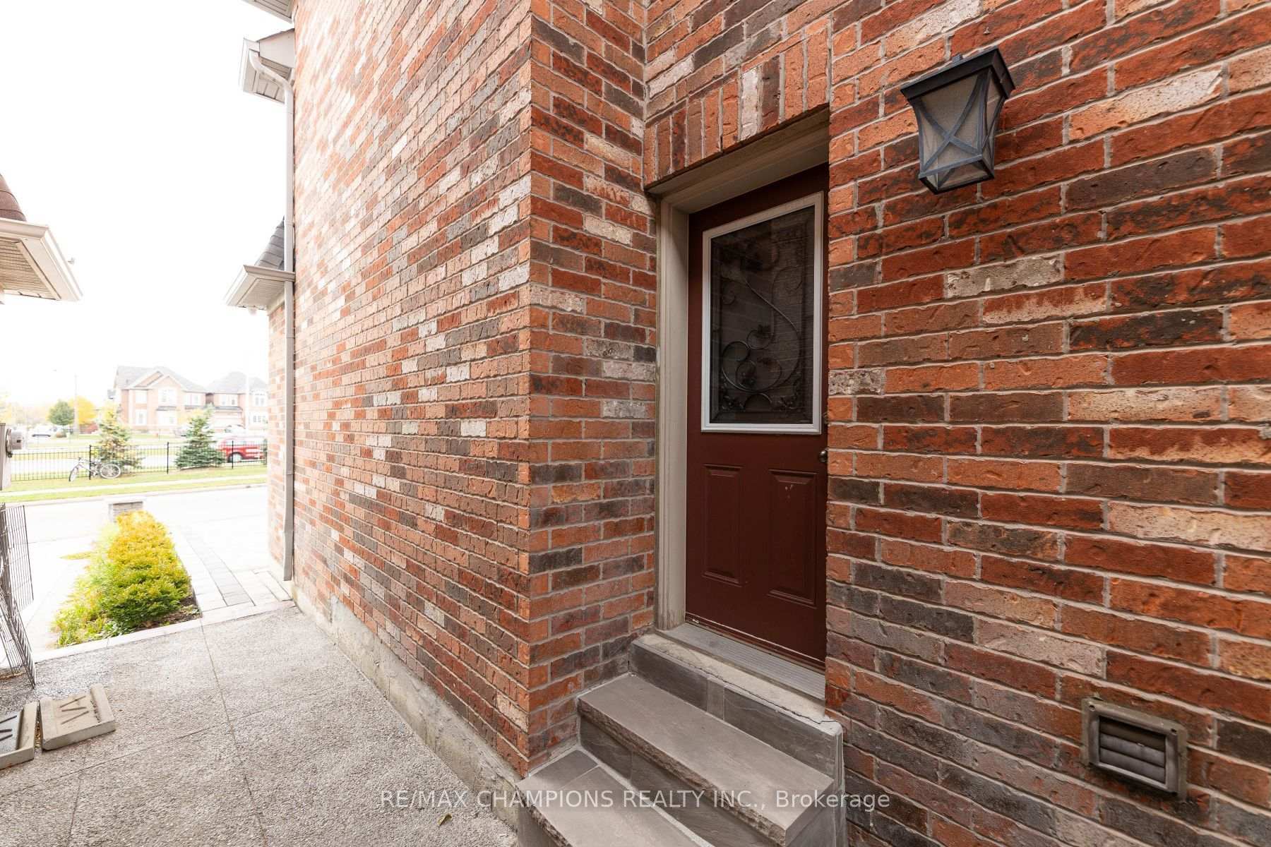 Photo 17 of Unit Upper, 89 Bayhampton Drive, Brampton, Vales of Castlemore — HOMEH
