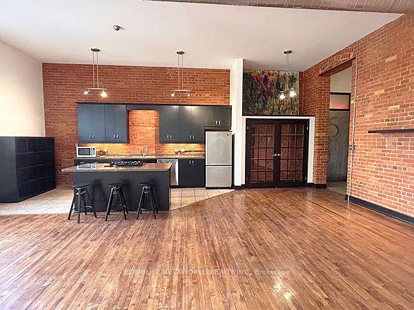 Photo 6 of Unit 25, 357 Hunter Street W, Hamilton, Kirkendall — HOMEH