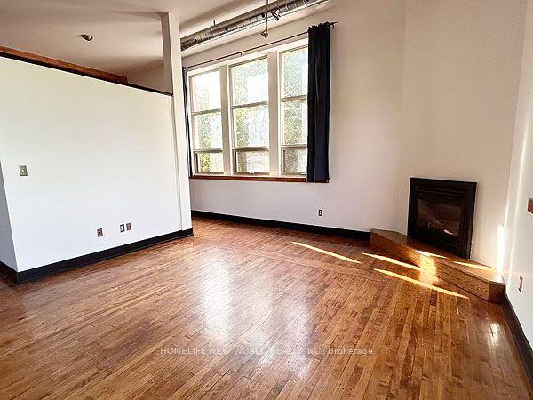 Photo 9 of Unit 25, 357 Hunter Street W, Hamilton, Kirkendall — HOMEH