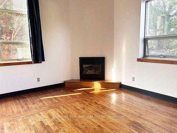 Photo 10 of Unit 25, 357 Hunter Street W, Hamilton, Kirkendall — HOMEH
