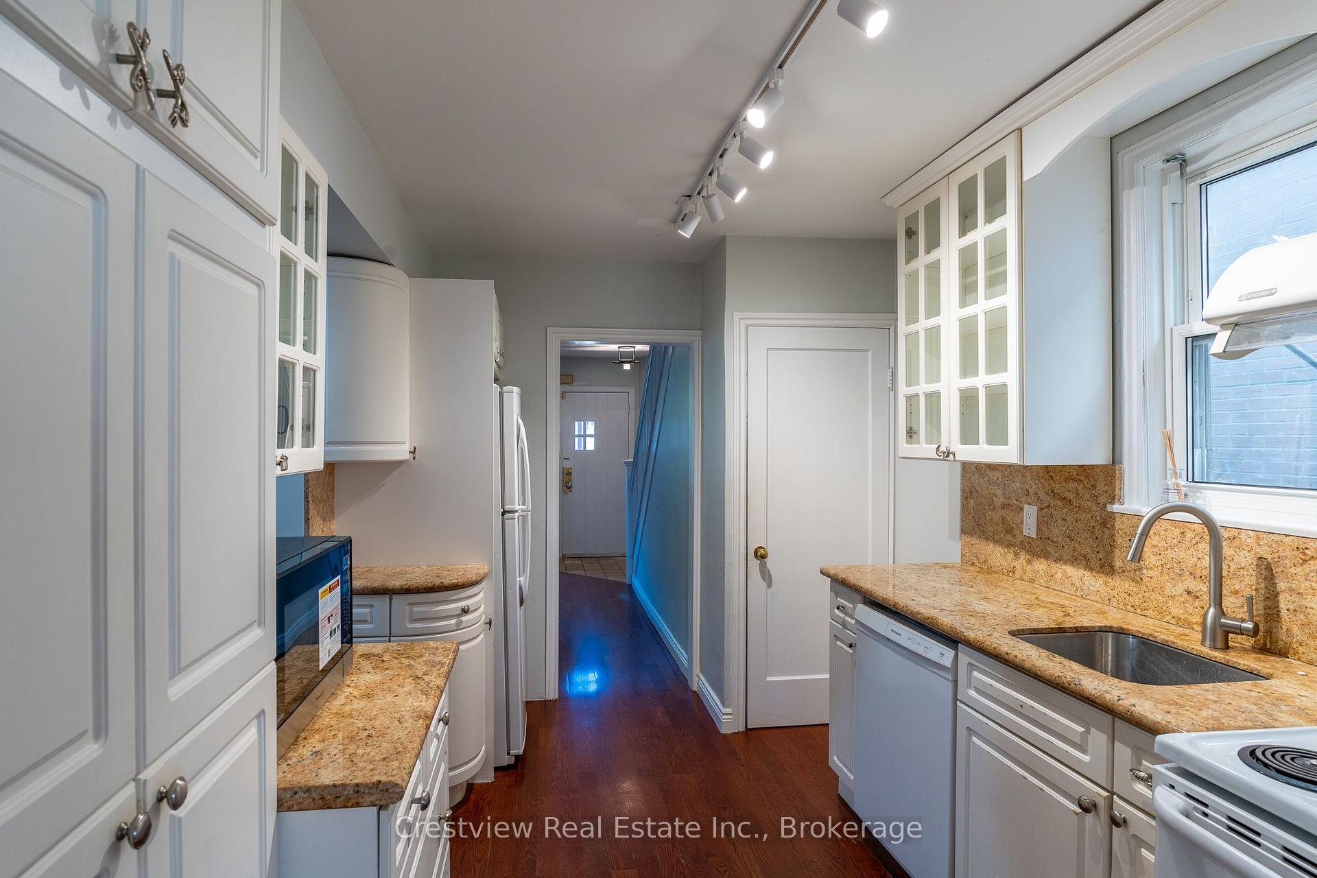 Photo 9 of 357 Fairlawn Avenue, Toronto, Bedford Park-Nortown — HOMEH