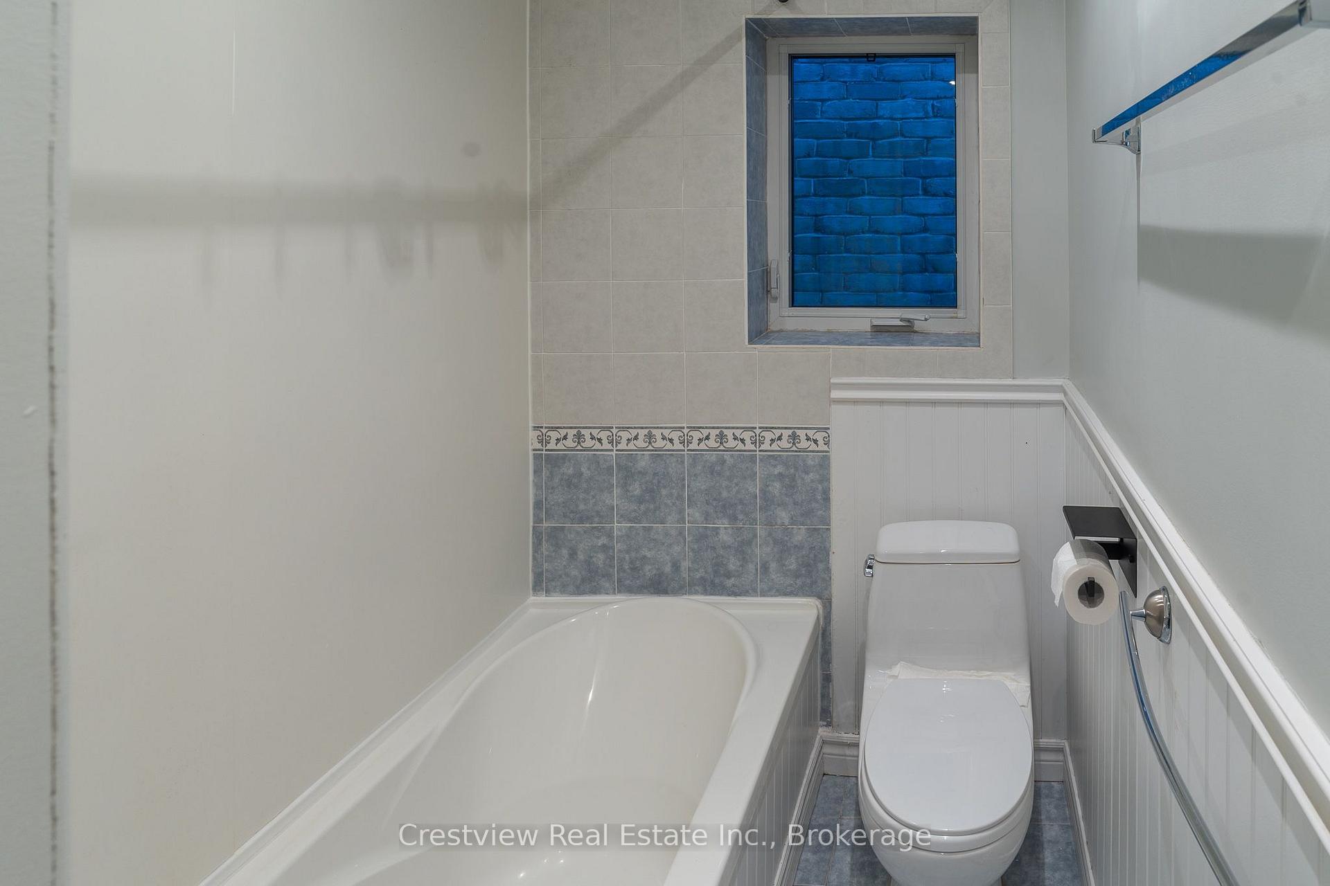 Photo 16 of 357 Fairlawn Avenue, Toronto, Bedford Park-Nortown — HOMEH