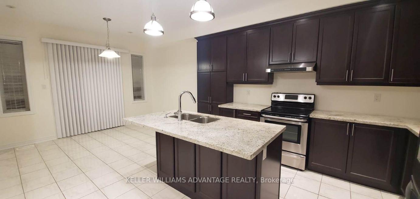 Photo 5 of 84 Little Britain Crescent, Brampton, Bram West — HOMEH