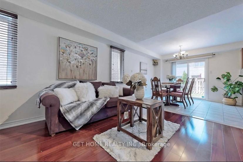 Photo 2 of 38 Sewells Lane, Brampton, Fletcher's Meadow — HOMEH