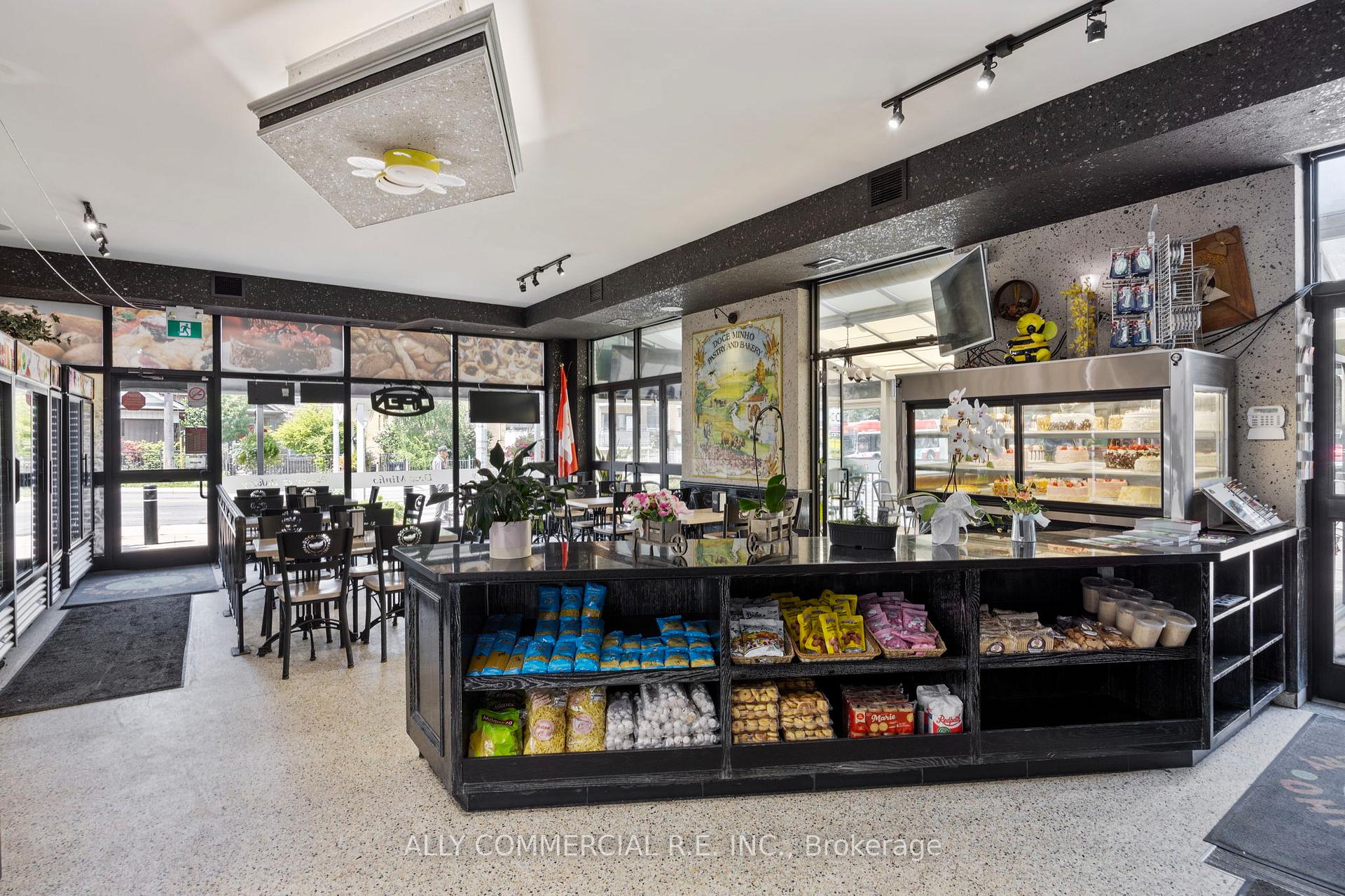 Photo 6 of 2189 Dufferin Street, Toronto, Oakwood Village — HOMEH
