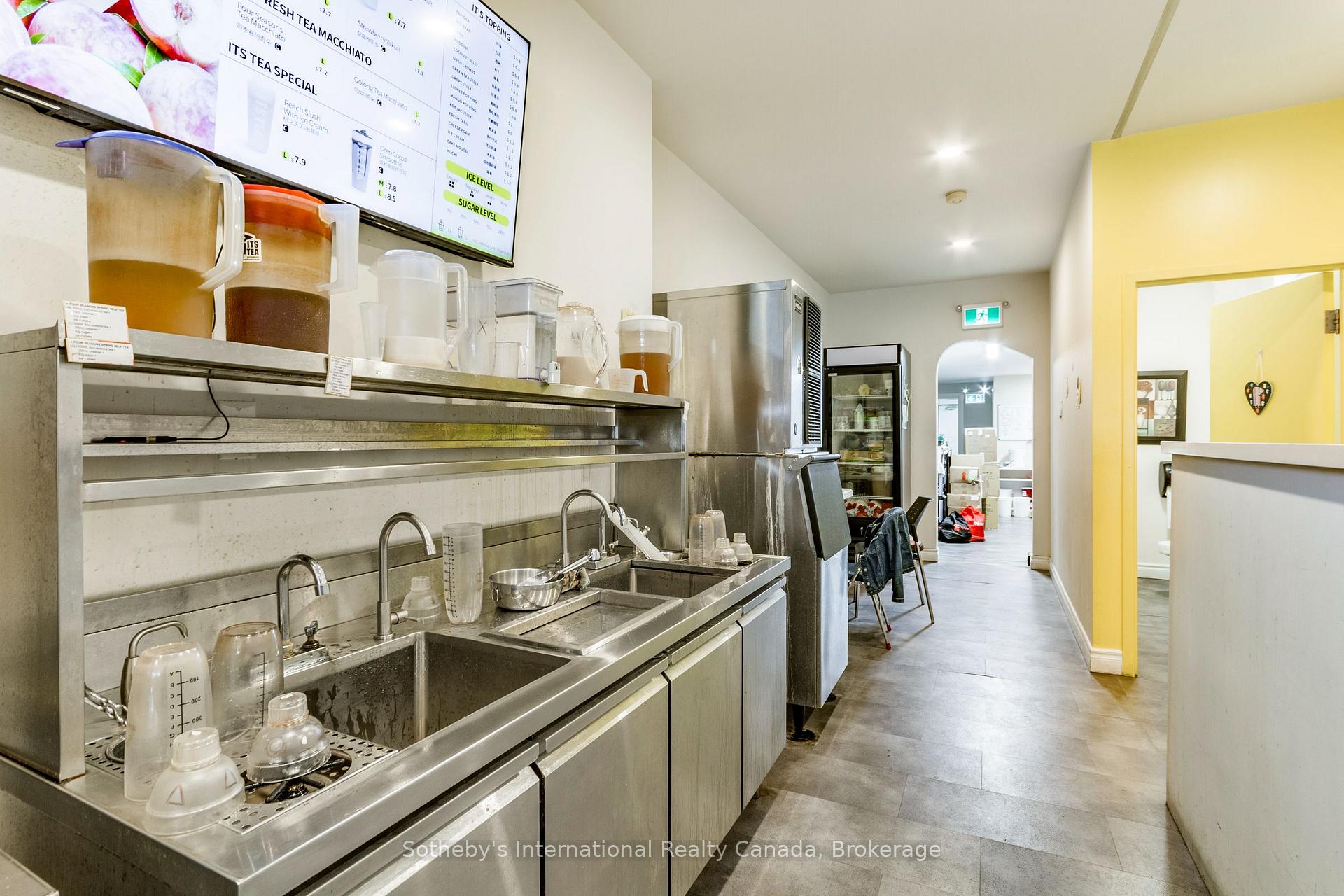 Photo 12 of 635 Mount Pleasant Road, Toronto, Mount Pleasant East — HOMEH