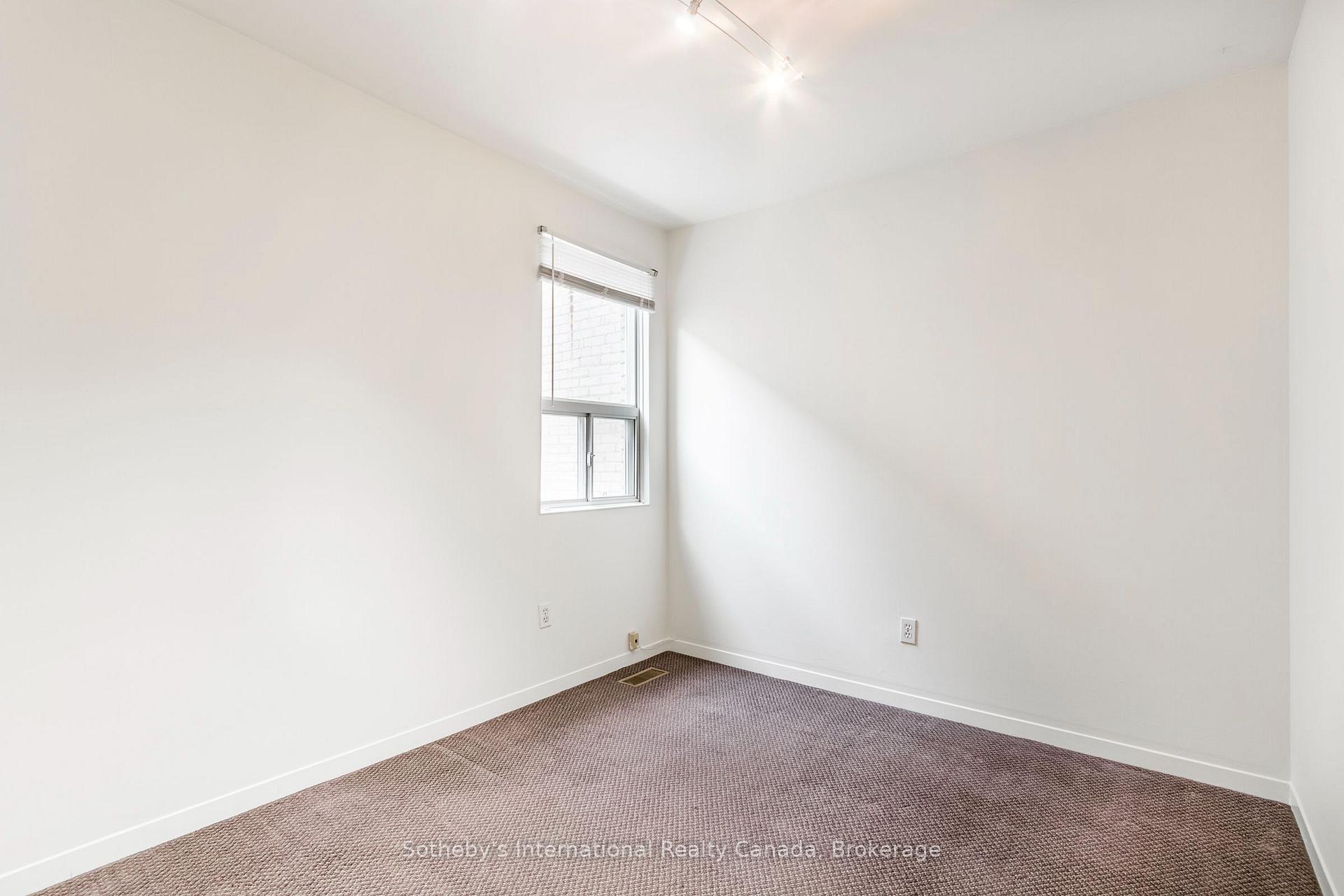 Photo 26 of 635 Mount Pleasant Road, Toronto, Mount Pleasant East — HOMEH