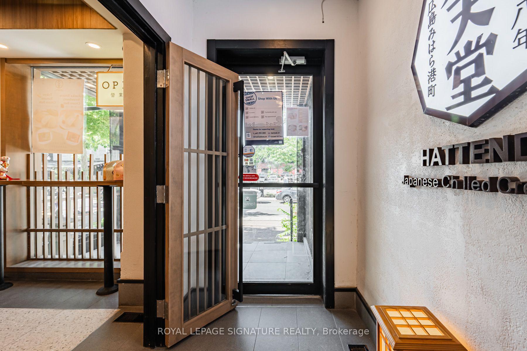Photo 4 of 13 Baldwin Street, Toronto, Kensington-Chinatown — HOMEH