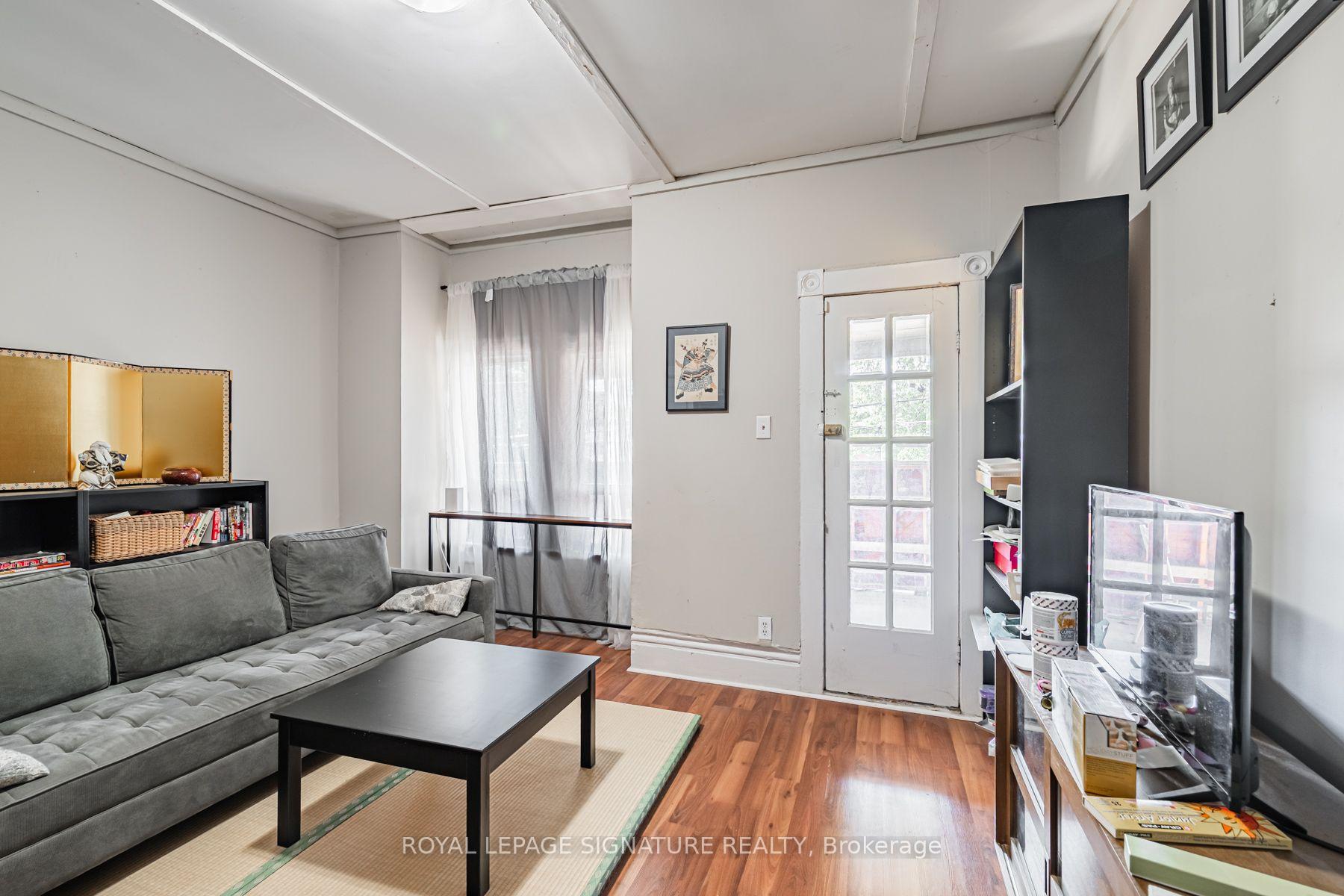 Photo 13 of 13 Baldwin Street, Toronto, Kensington-Chinatown — HOMEH
