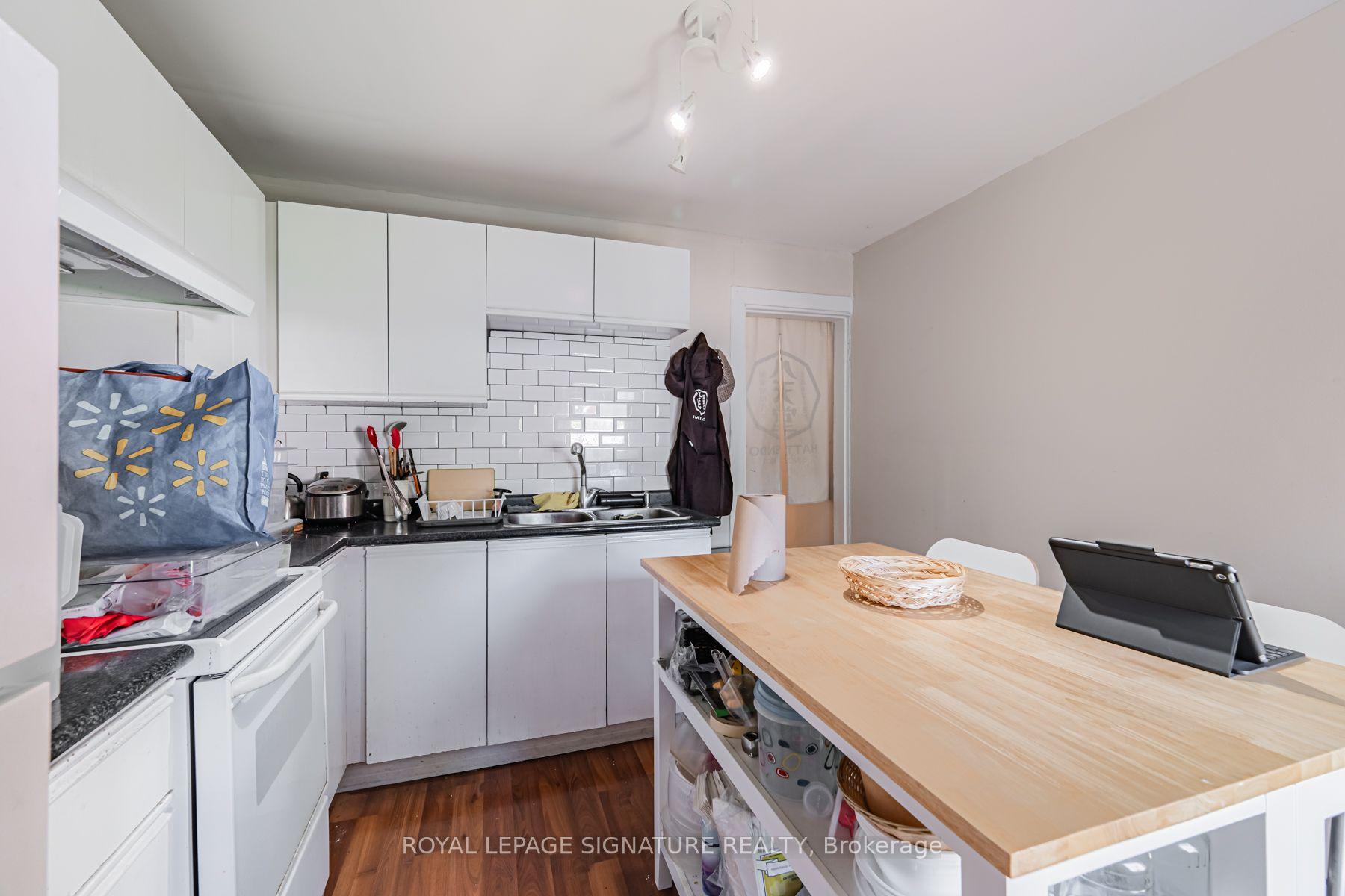 Photo 19 of 13 Baldwin Street, Toronto, Kensington-Chinatown — HOMEH