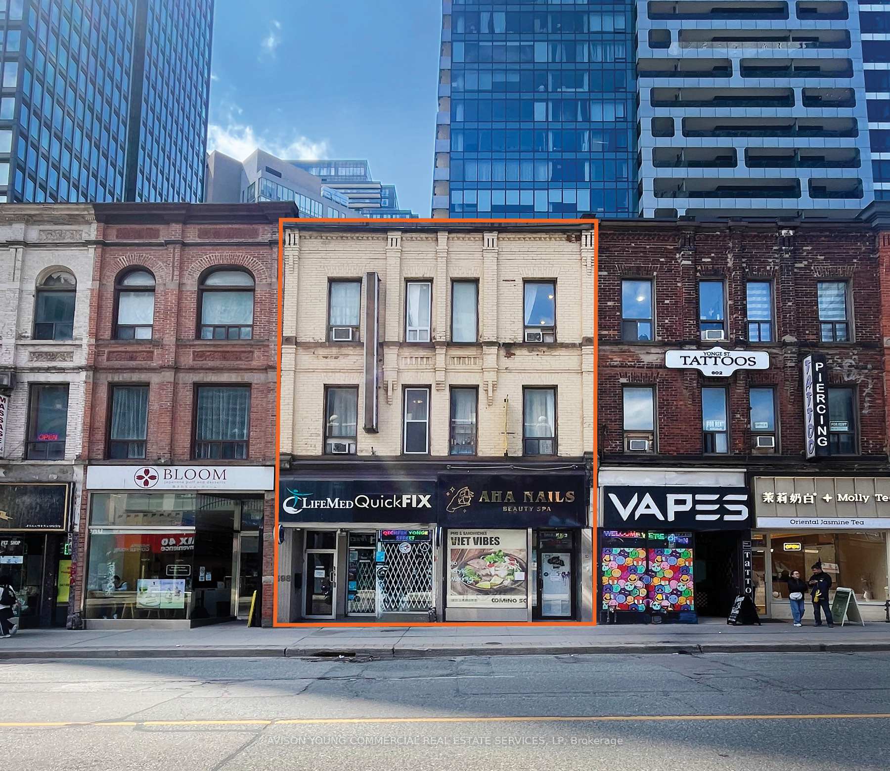 Photo 1 of 598-600 Yonge Street, Toronto, Bay Street Corridor — HOMEH