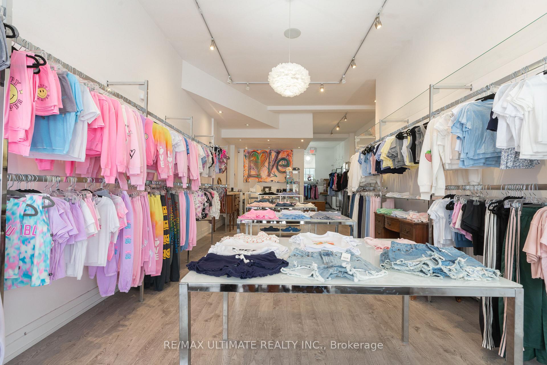Photo 5 of 1693 Avenue Road, Toronto, Bedford Park-Nortown — HOMEH