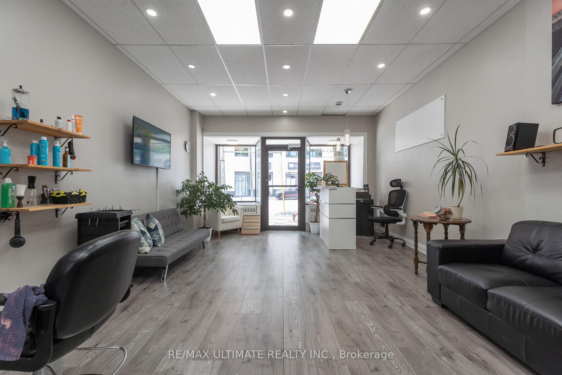 Photo 17 of 1695 Avenue Road, Toronto, Bedford Park-Nortown — HOMEH