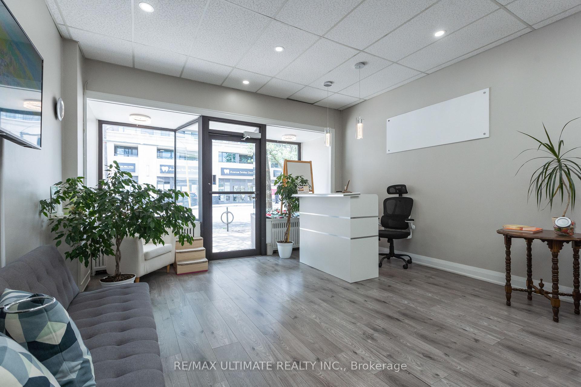 Photo 19 of 1695 Avenue Road, Toronto, Bedford Park-Nortown — HOMEH