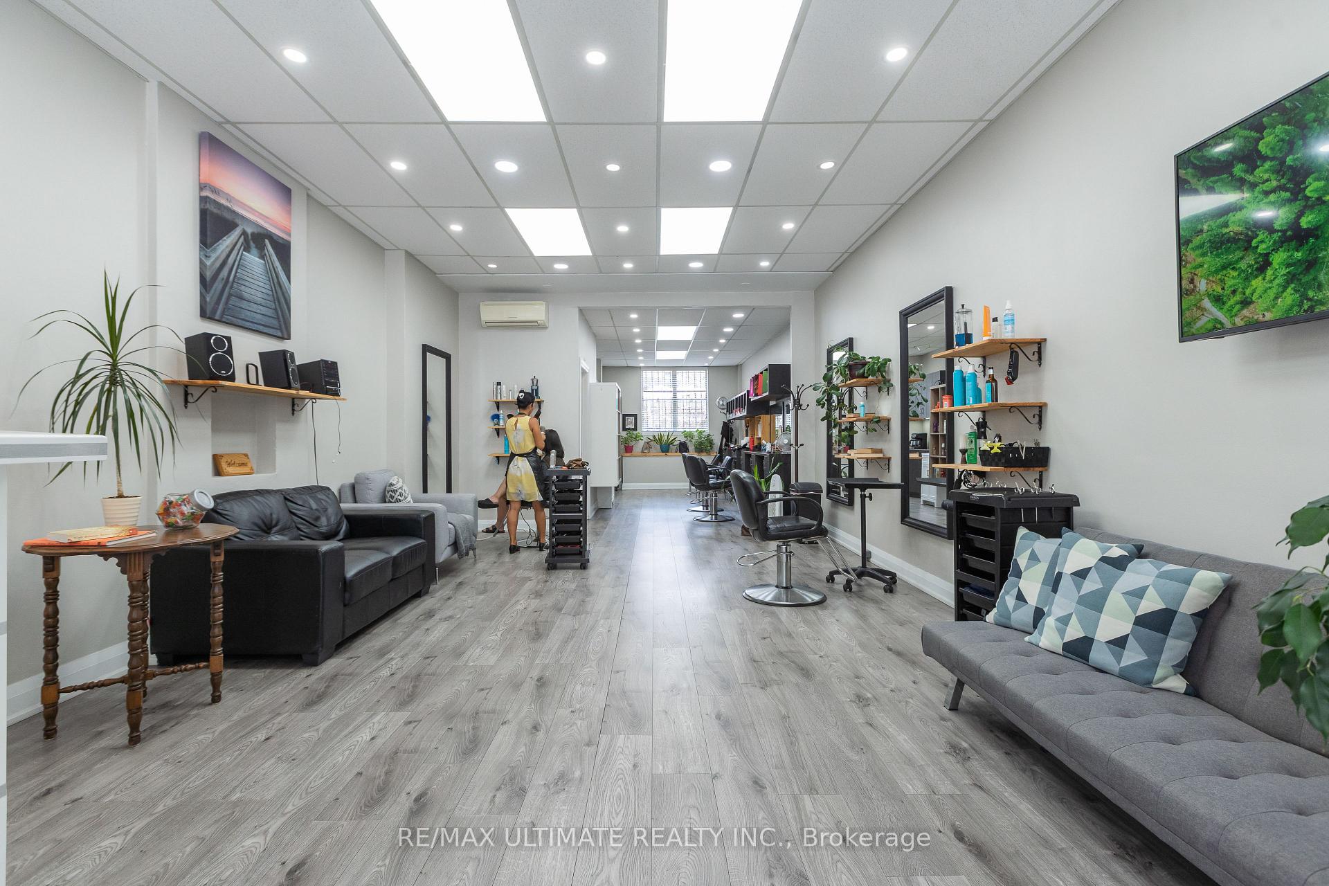 Photo 20 of 1695 Avenue Road, Toronto, Bedford Park-Nortown — HOMEH