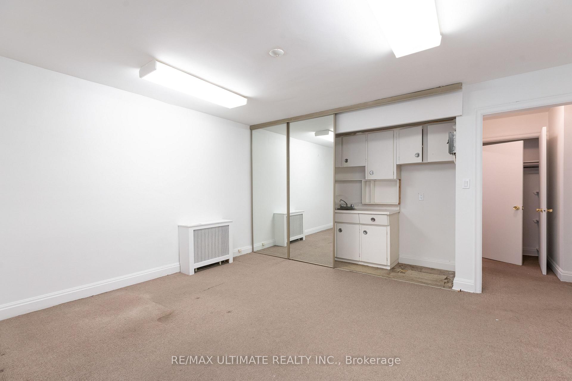 Photo 22 of 1695 Avenue Road, Toronto, Bedford Park-Nortown — HOMEH