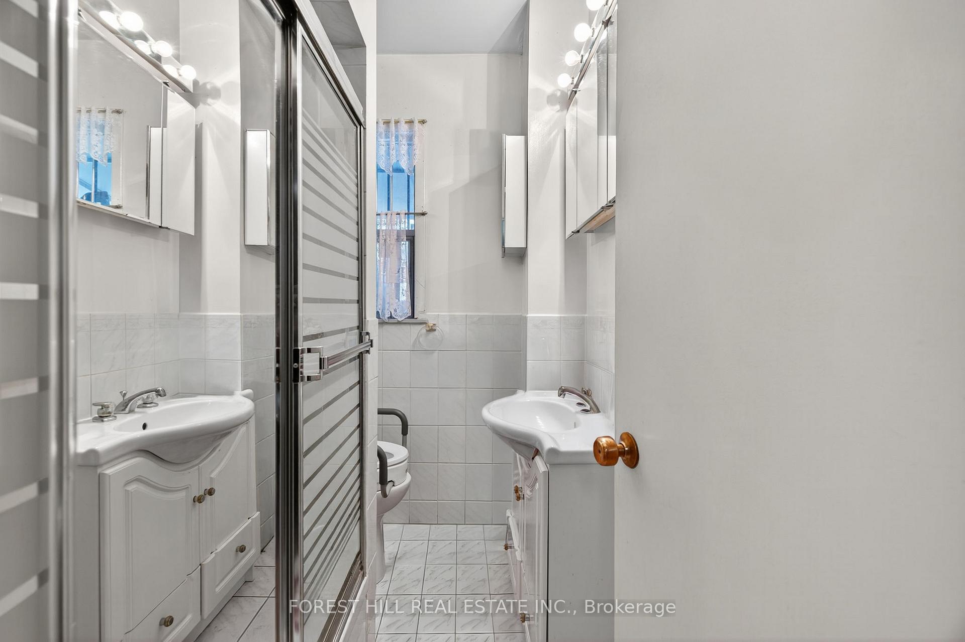 Photo 10 of 655 St Clair Avenue W, Toronto, Wychwood — HOMEH