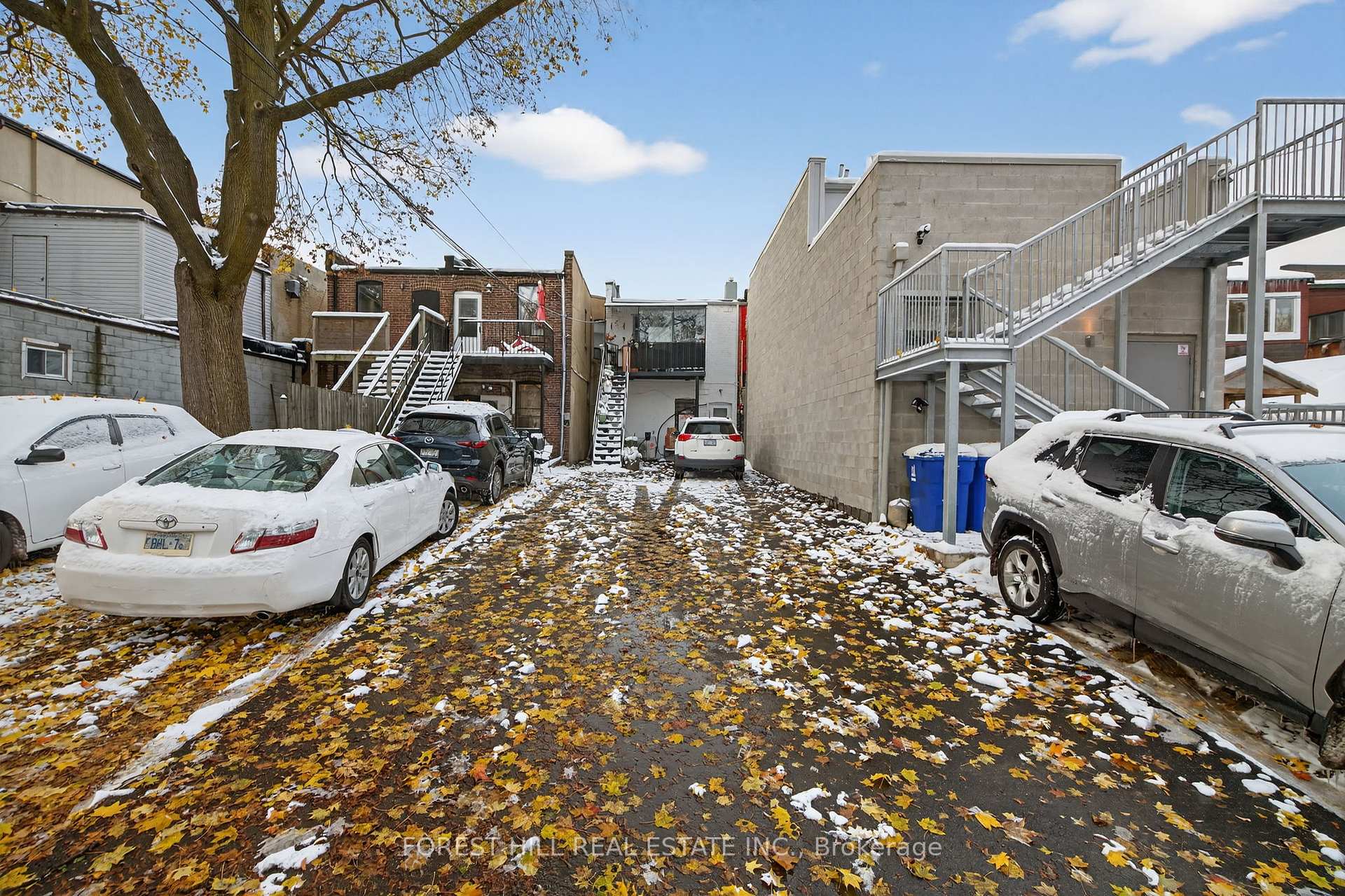 Photo 14 of 655 St Clair Avenue W, Toronto, Wychwood — HOMEH