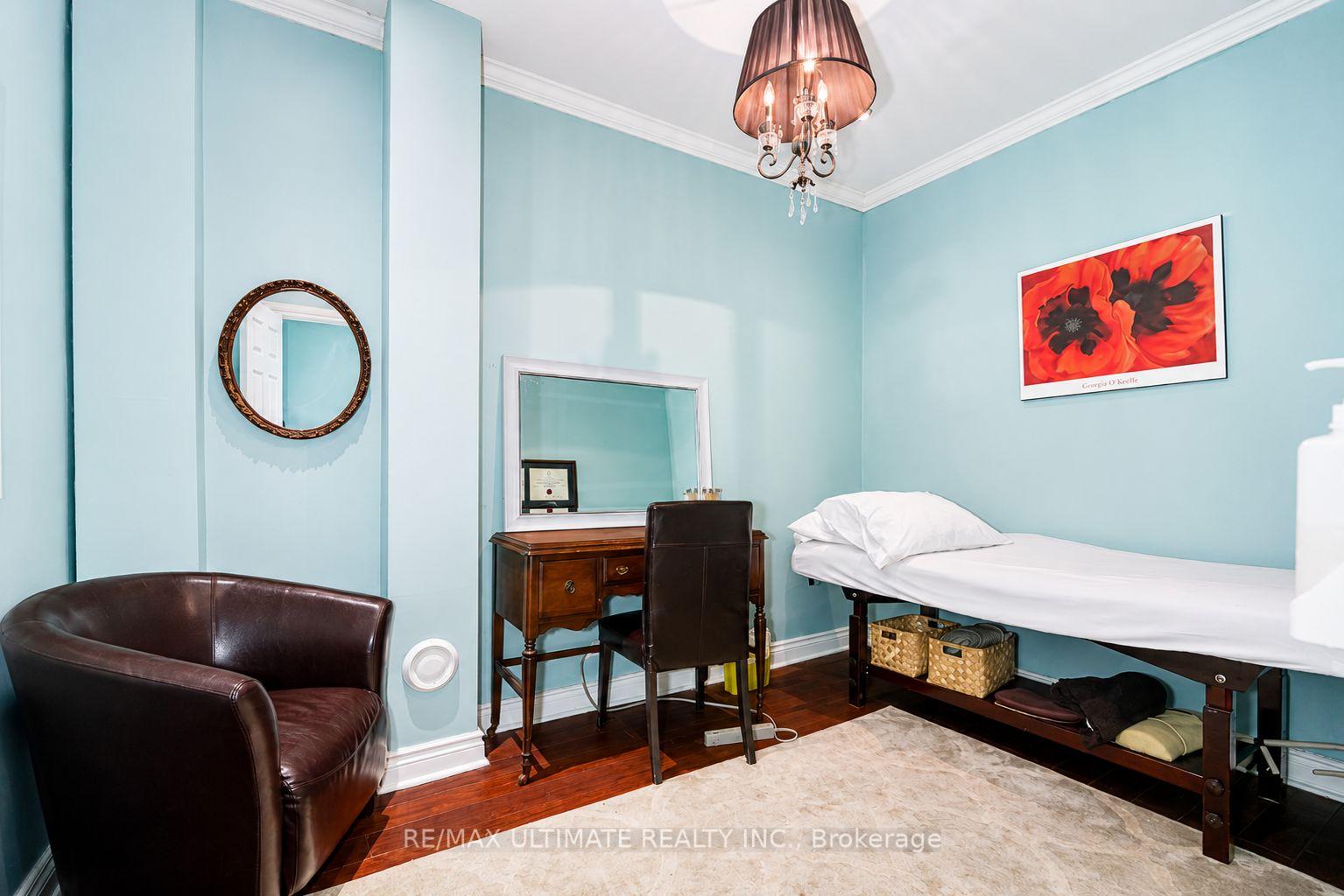Photo 7 of 832 St Clair Avenue W, Toronto, Oakwood Village — HOMEH