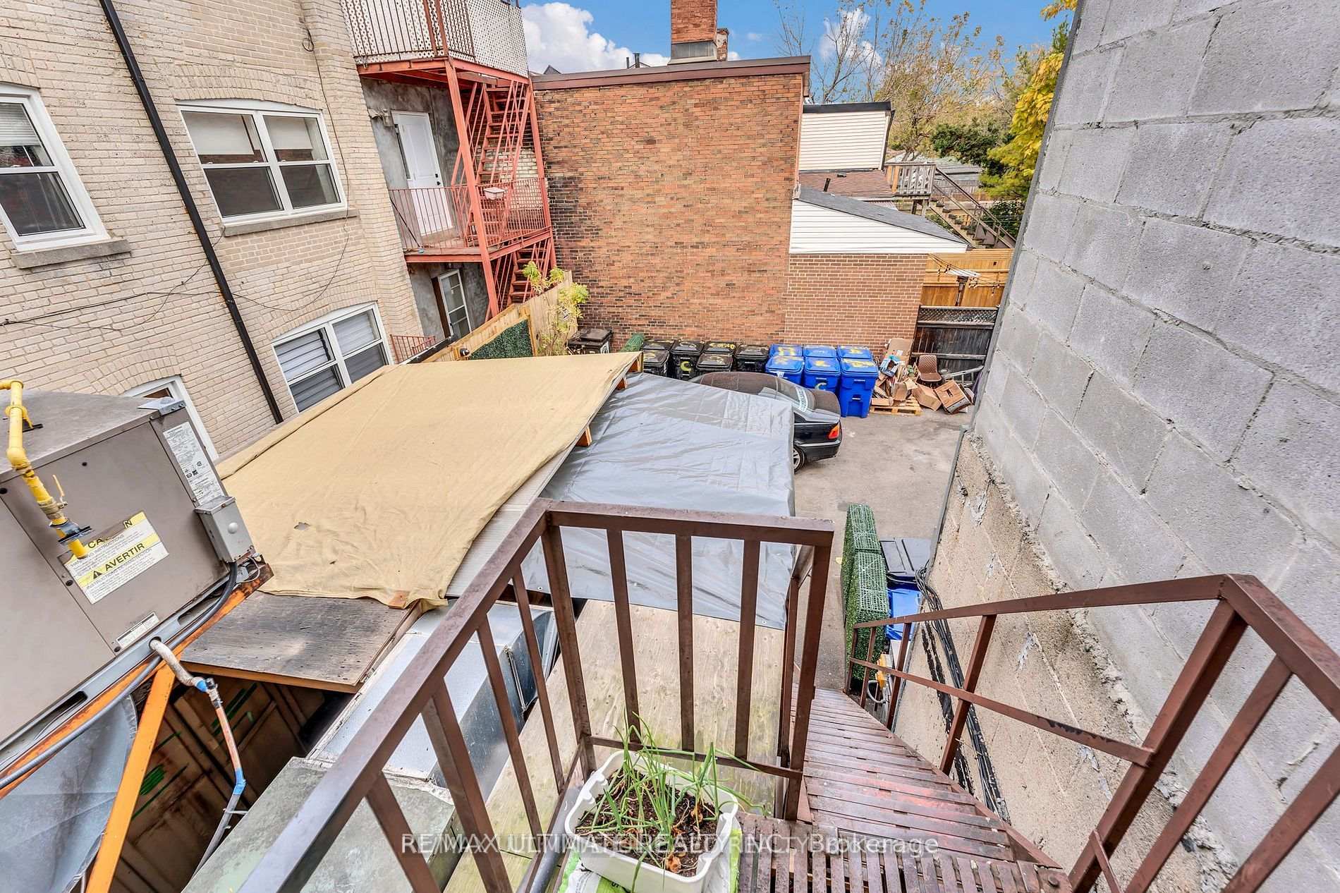 Photo 23 of 1108 St Clair Avenue W, Toronto, Oakwood Village — HOMEH