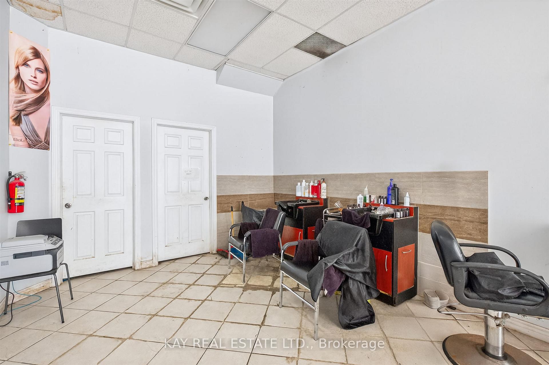 Photo 7 of 224 Queen Street E, Toronto, Moss Park — HOMEH