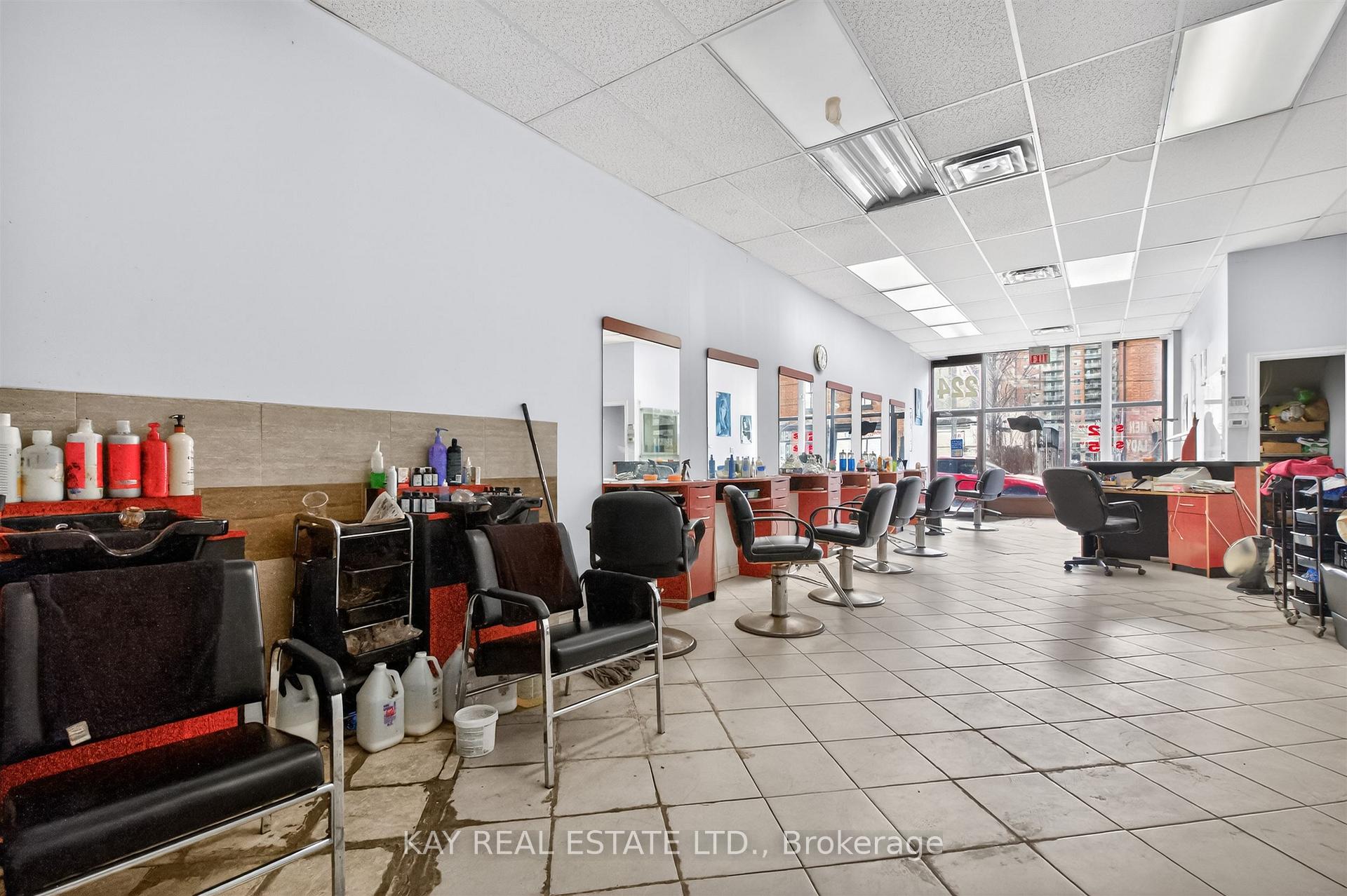 Photo 10 of 224 Queen Street E, Toronto, Moss Park — HOMEH