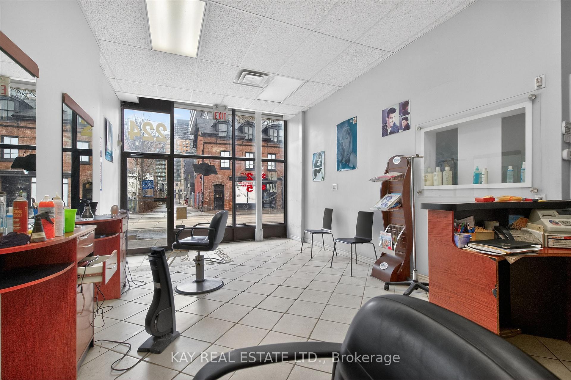 Photo 13 of 224 Queen Street E, Toronto, Moss Park — HOMEH
