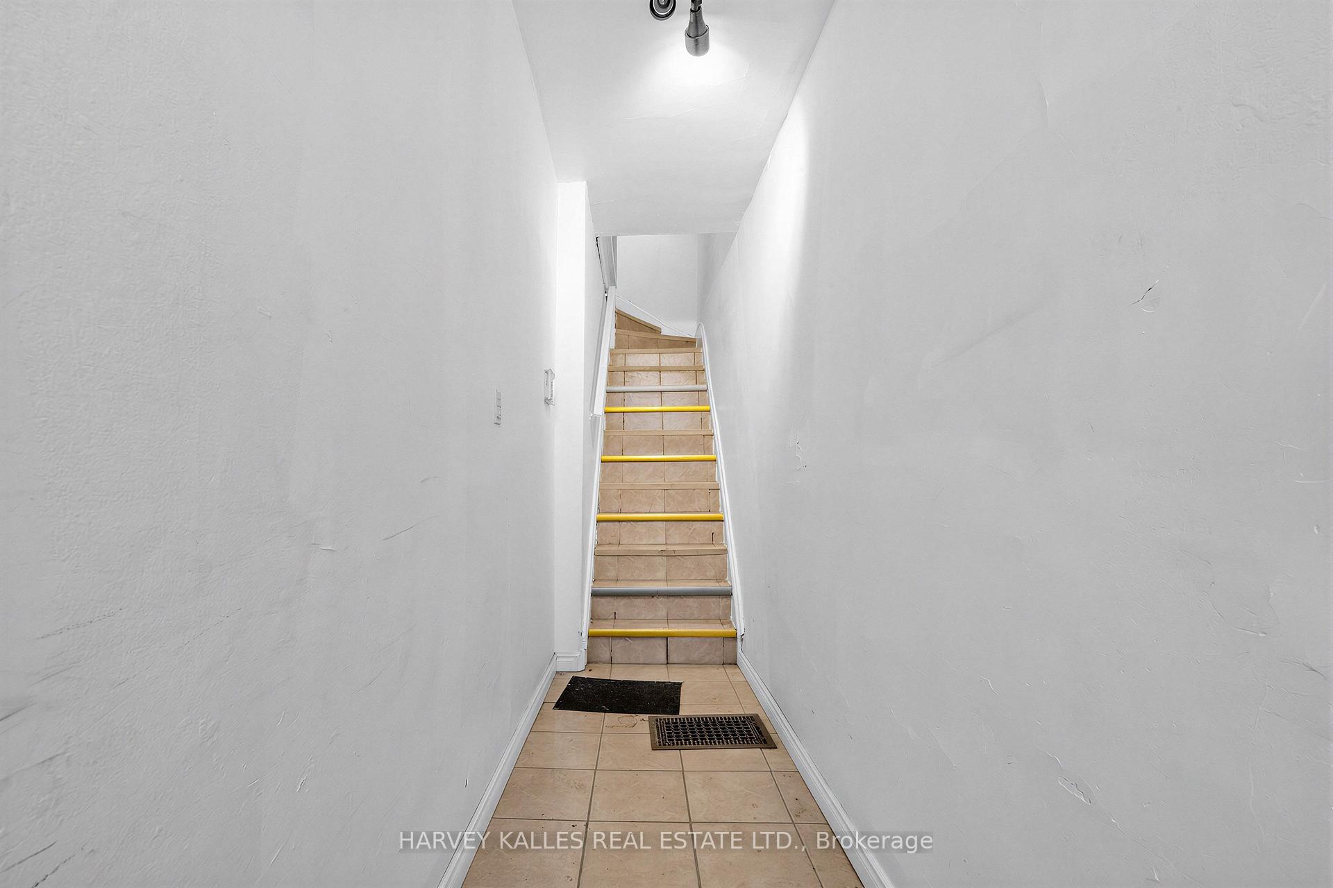 Photo 3 of 506 Adelaide Street W, Toronto, Waterfront Communities — HOMEH
