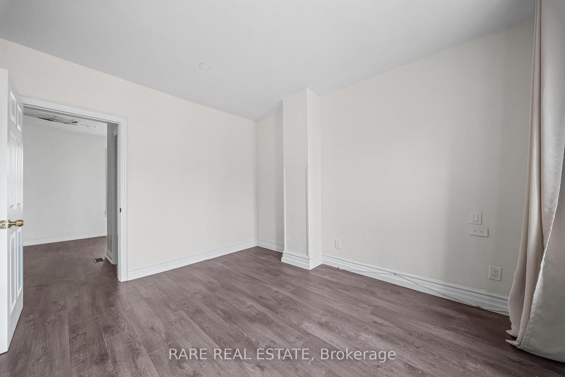 Photo 11 of 200 Bathurst Street, Toronto, Trinity-Bellwoods — HOMEH