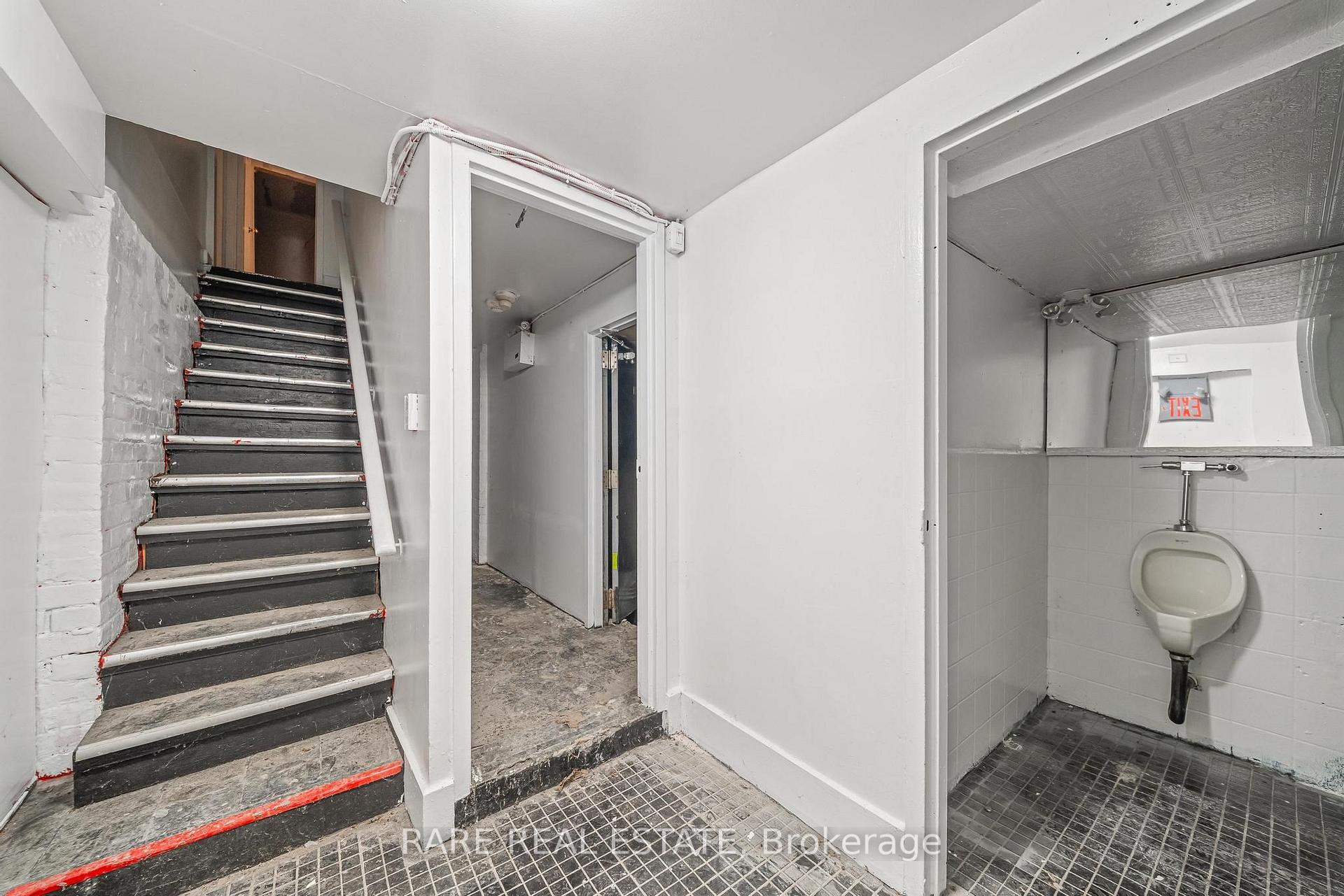 Photo 22 of 200 Bathurst Street, Toronto, Trinity-Bellwoods — HOMEH